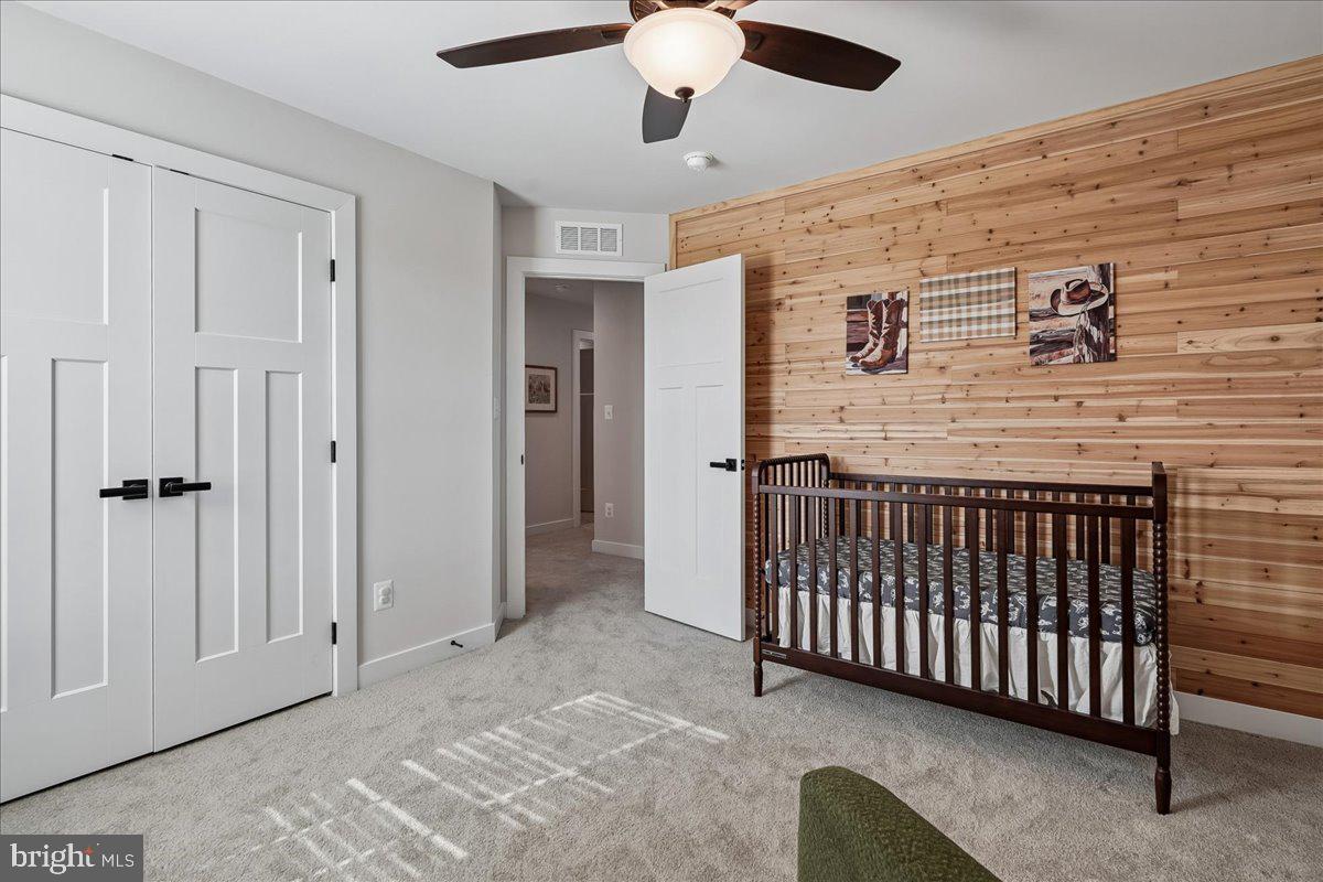 WARRENTON CHASE - Residential