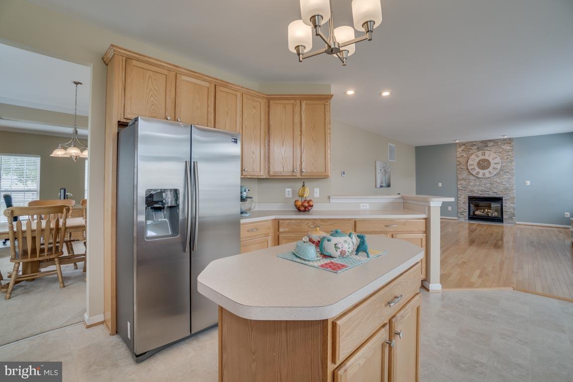 LEE'S PARKE - THE FALLS - Residential