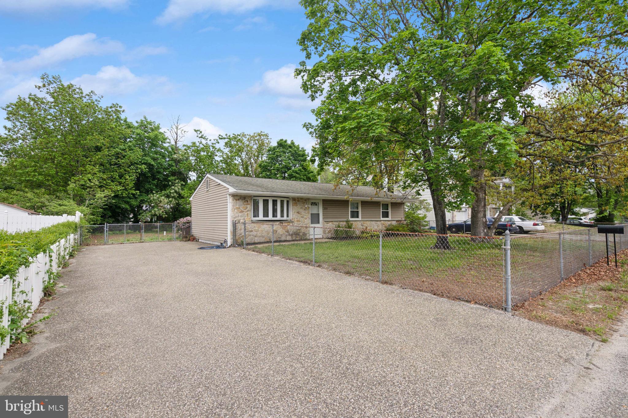 318 SPRING LAKE BOULEVARD