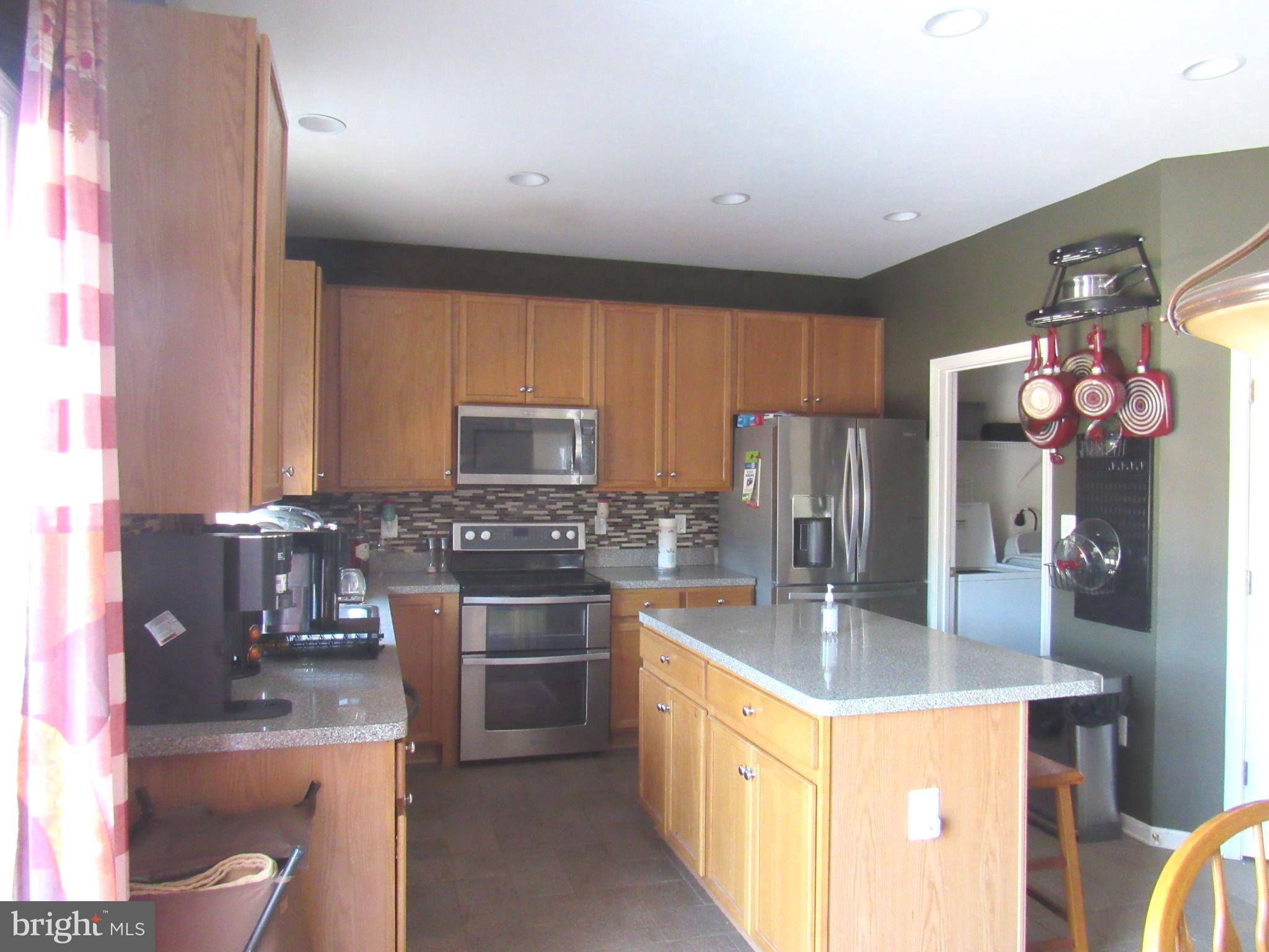 ORANGE ESTATES - Residential