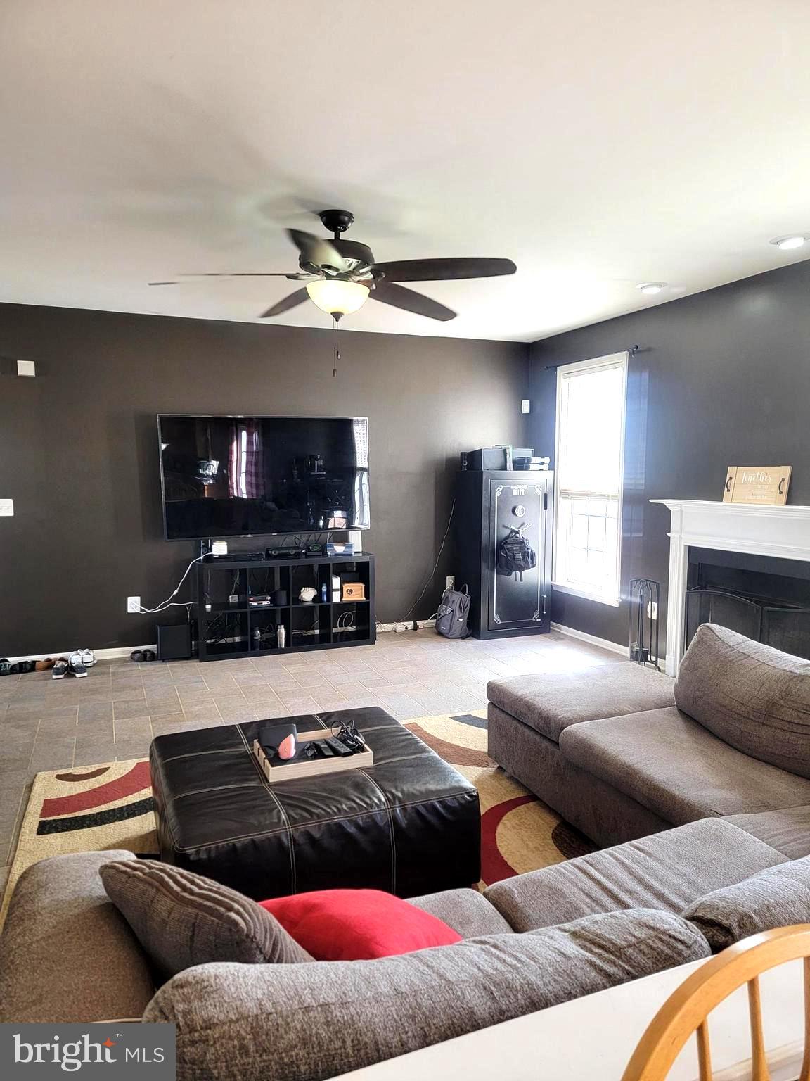 ORANGE ESTATES - Residential