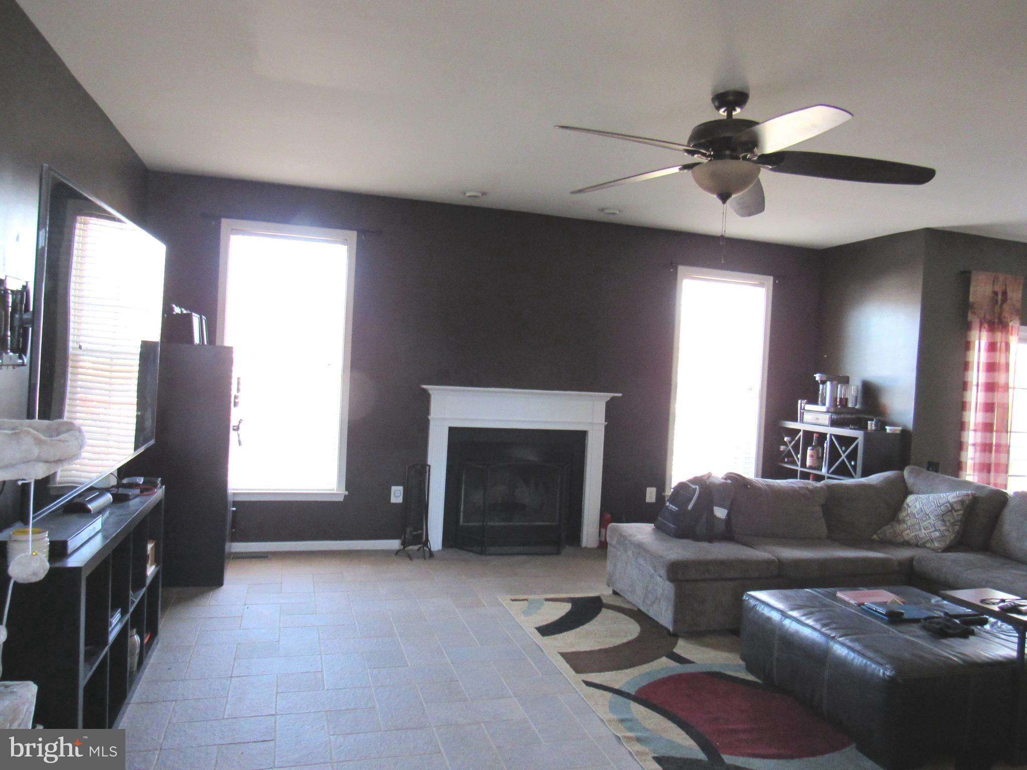 ORANGE ESTATES - Residential