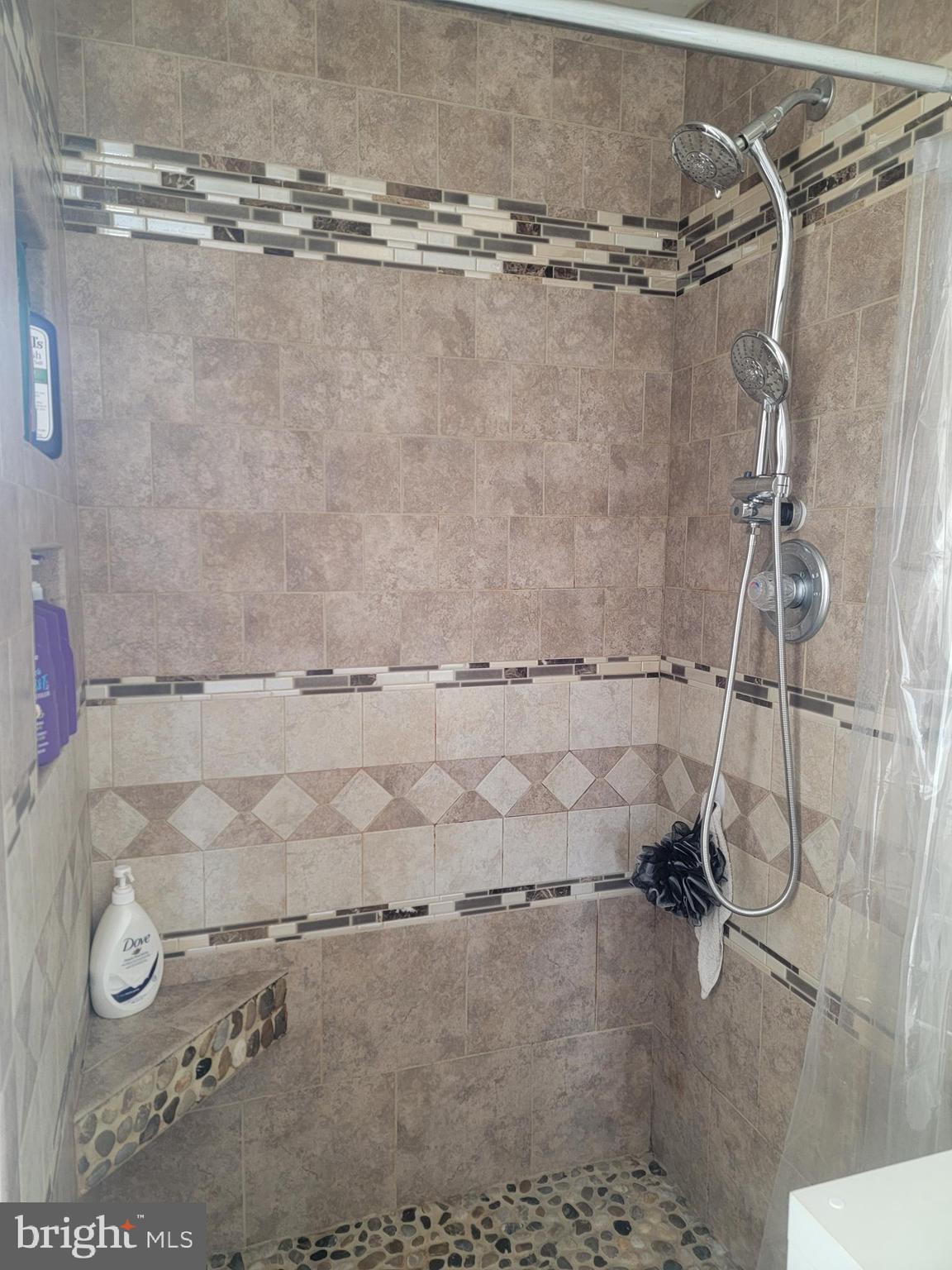 ORANGE ESTATES - Residential