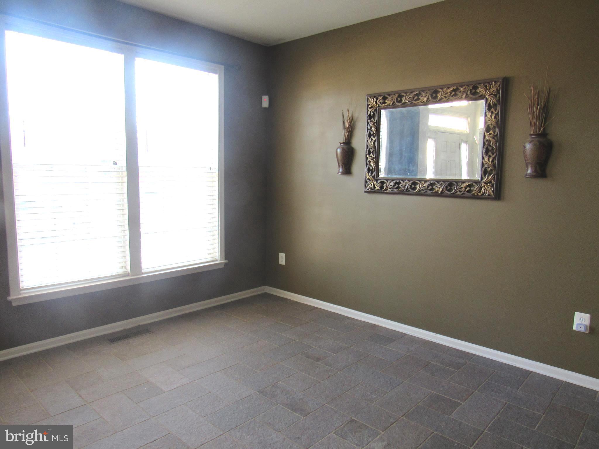 ORANGE ESTATES - Residential