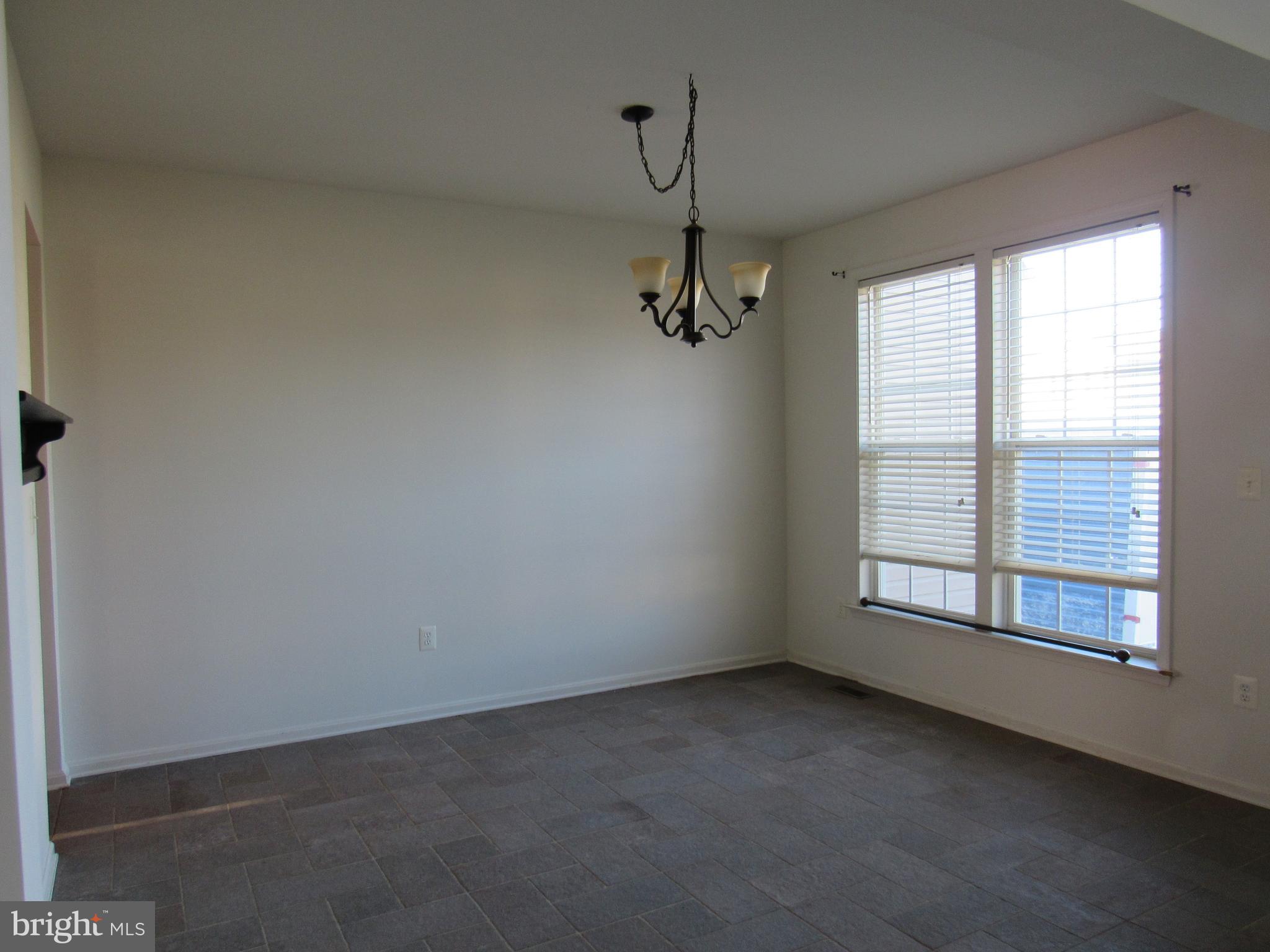 ORANGE ESTATES - Residential