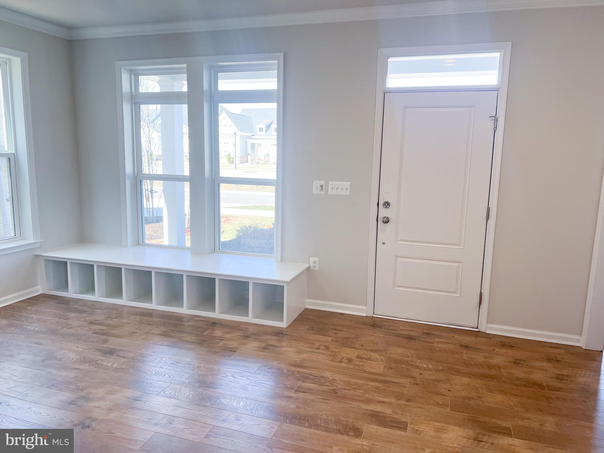 1015 CHAMPLAIN COURT