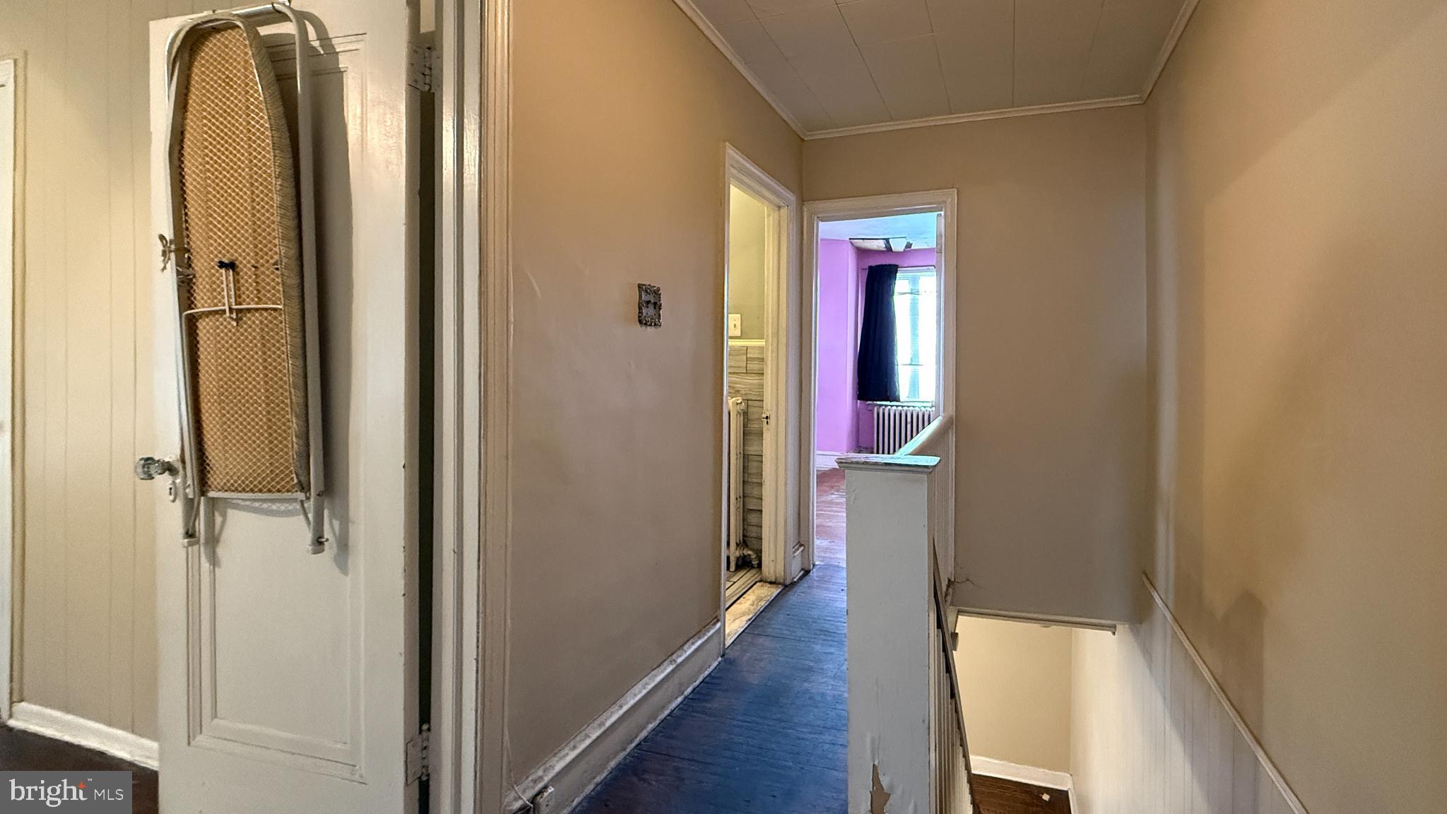 WEST OAK LANE - Residential