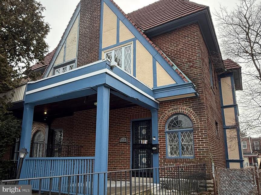 WEST OAK LANE - Residential