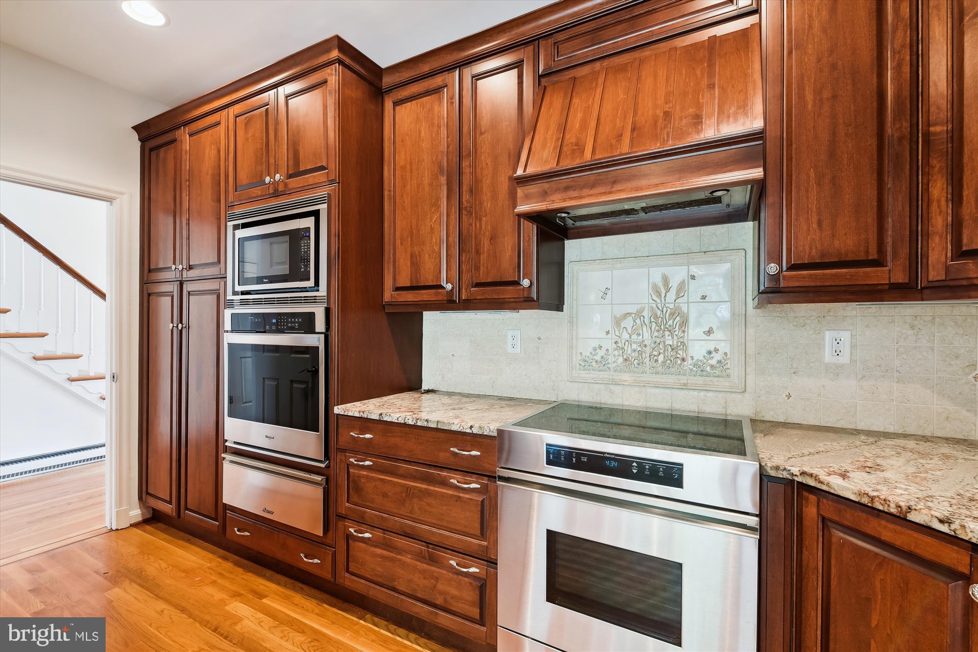 THORNTON WOOD - Residential