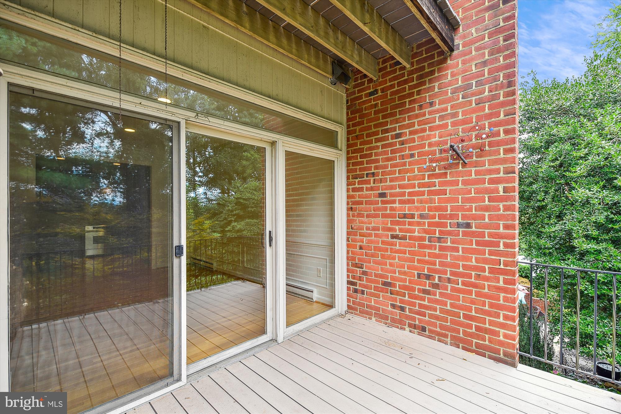 THORNTON WOOD - Residential