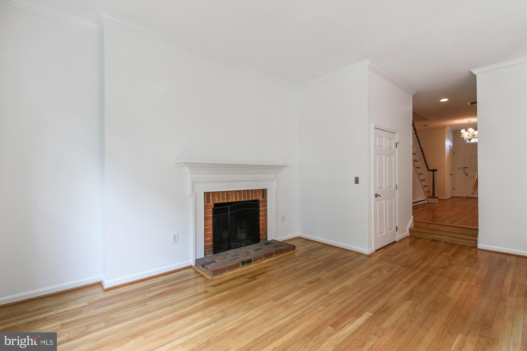 THORNTON WOOD - Residential