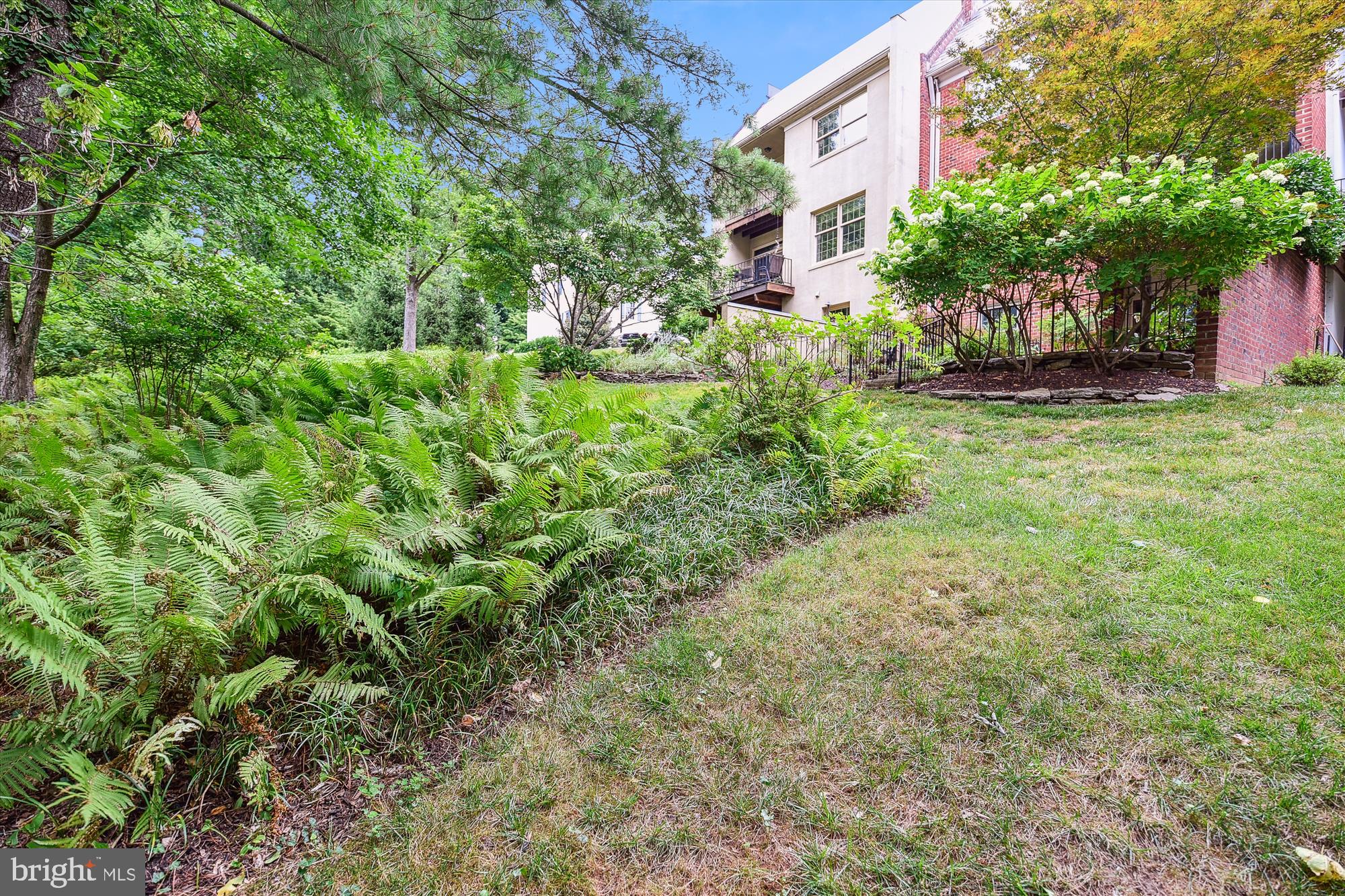 THORNTON WOOD - Residential