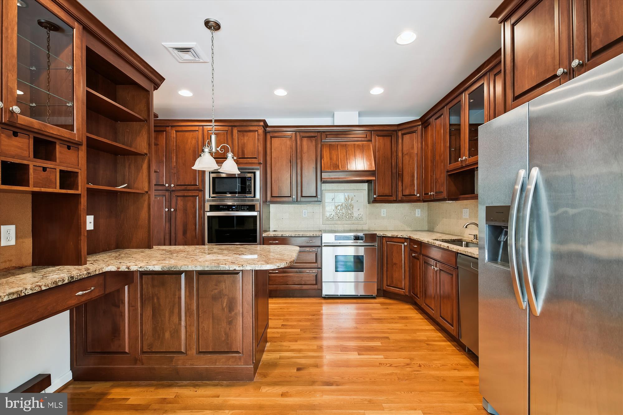 THORNTON WOOD - Residential