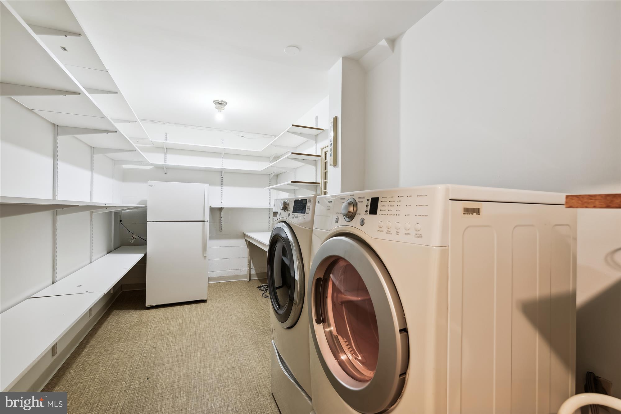 THORNTON WOOD - Residential