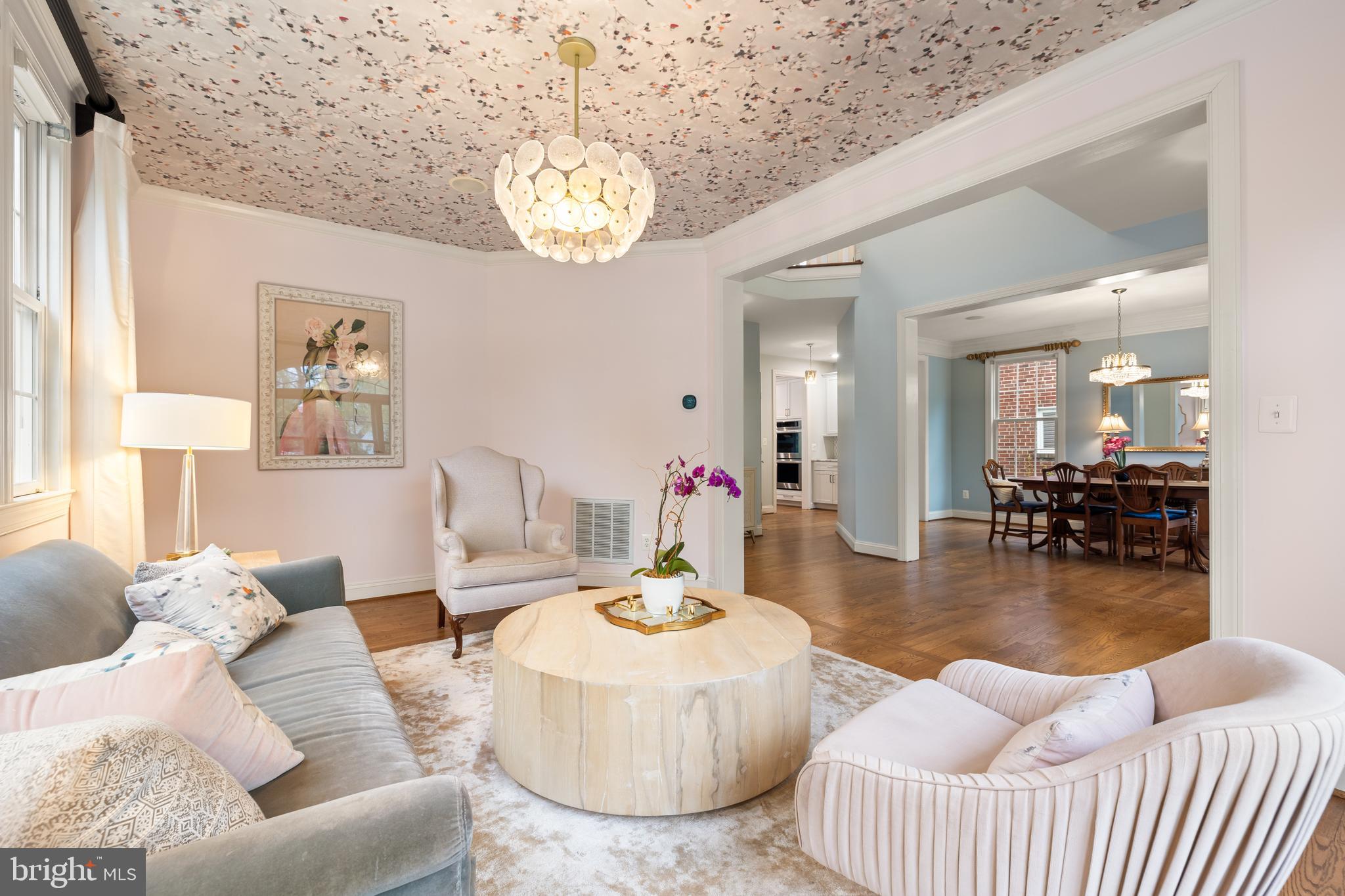 OVER LEE KNOLLS - Residential