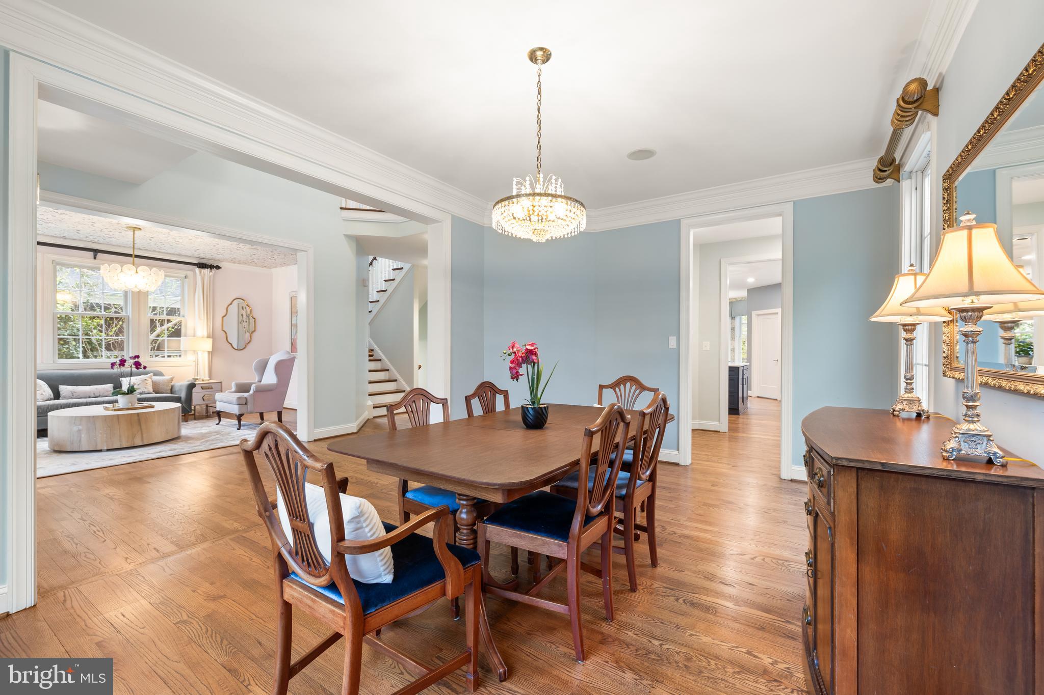 OVER LEE KNOLLS - Residential