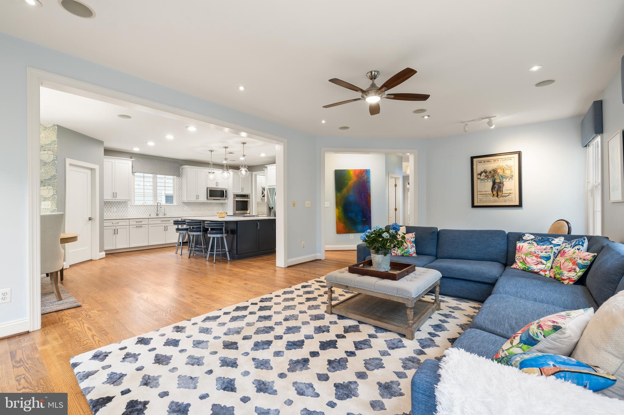 OVER LEE KNOLLS - Residential