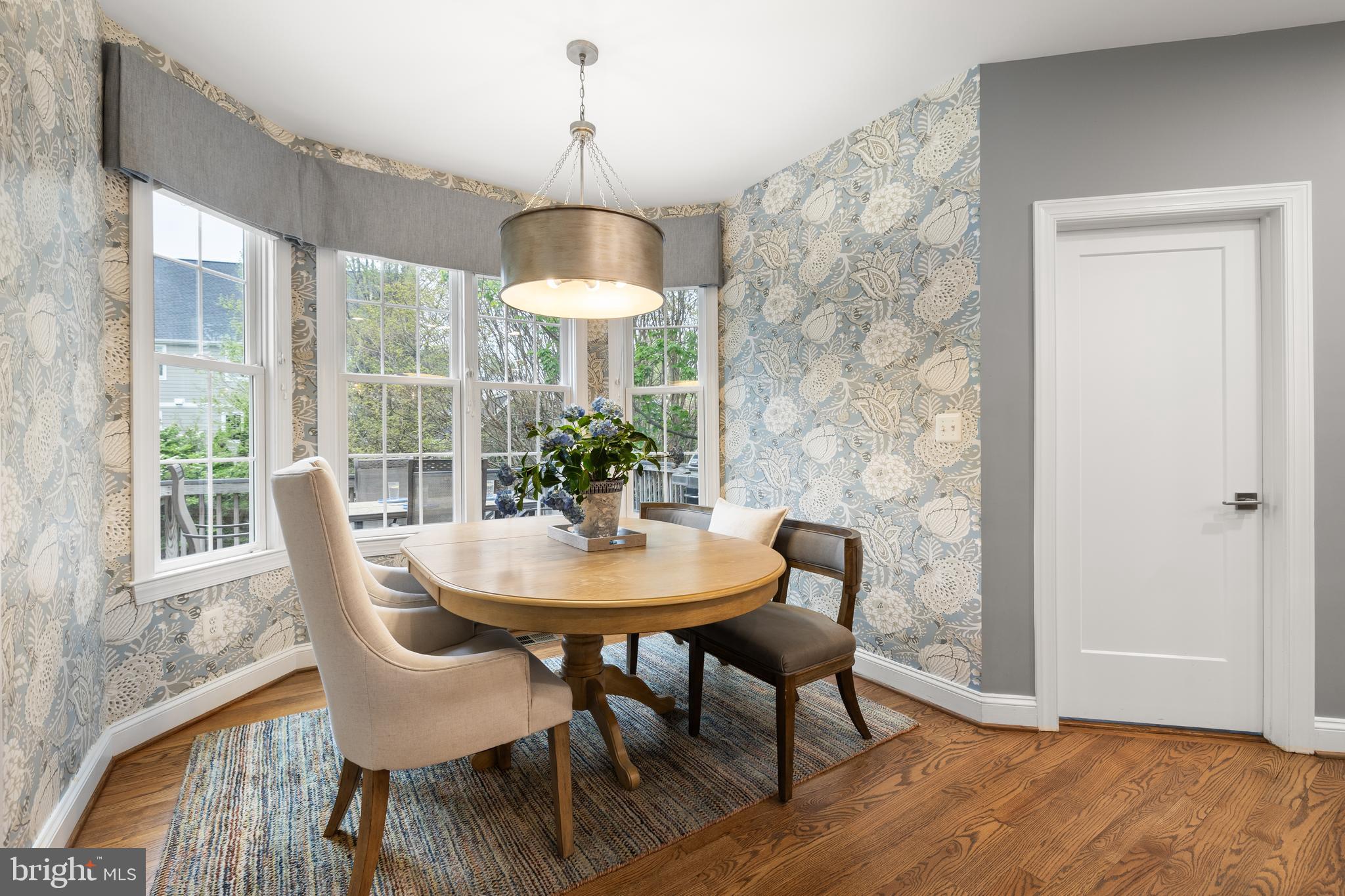 OVER LEE KNOLLS - Residential