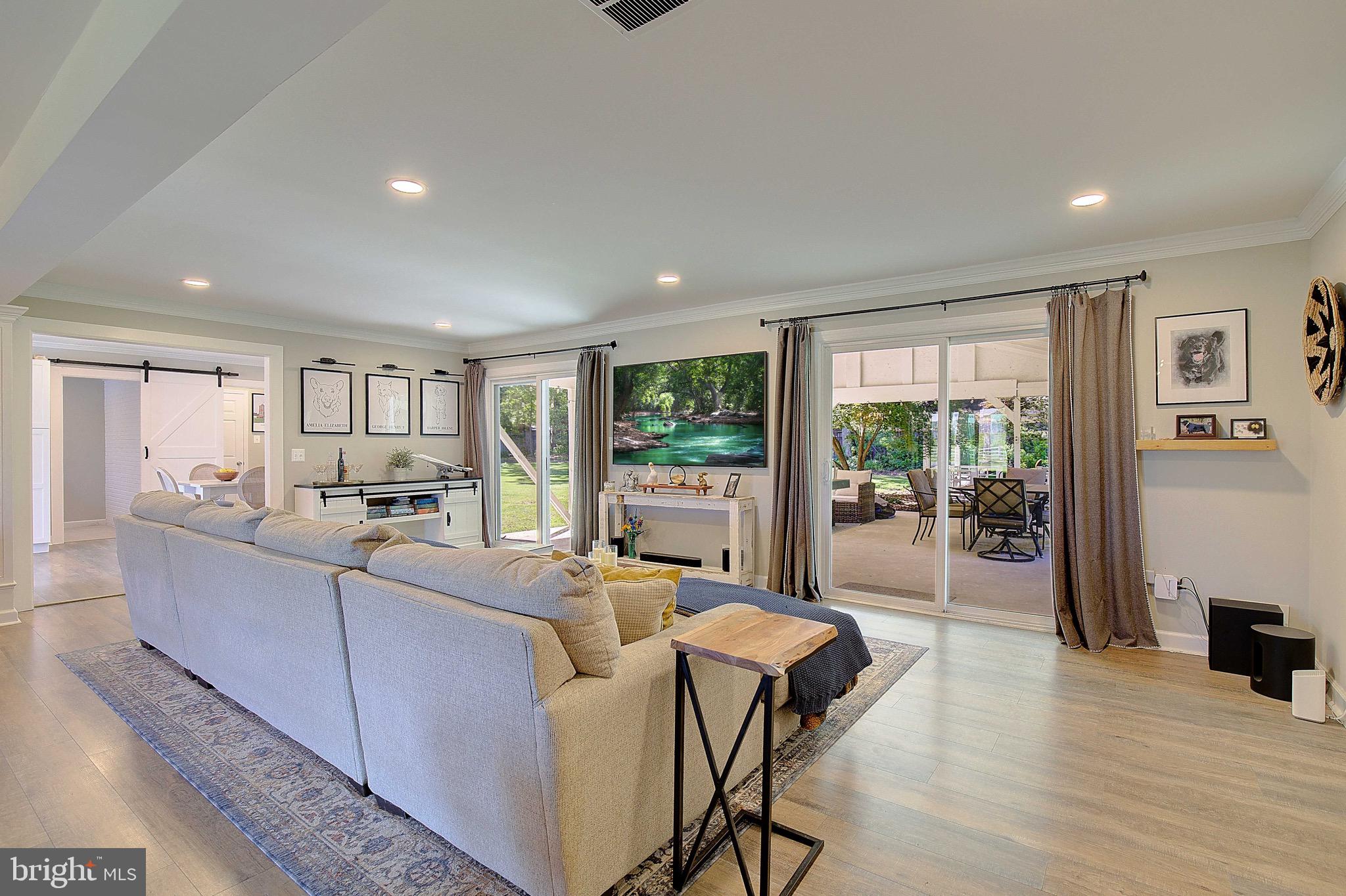 10185 MARSHALL CORNER ROAD