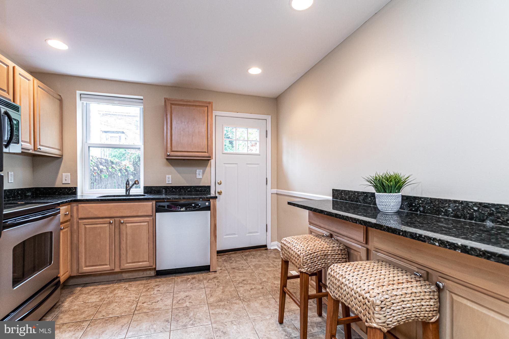 FEDERAL HILL HISTORIC DISTRICT - Residential Lease