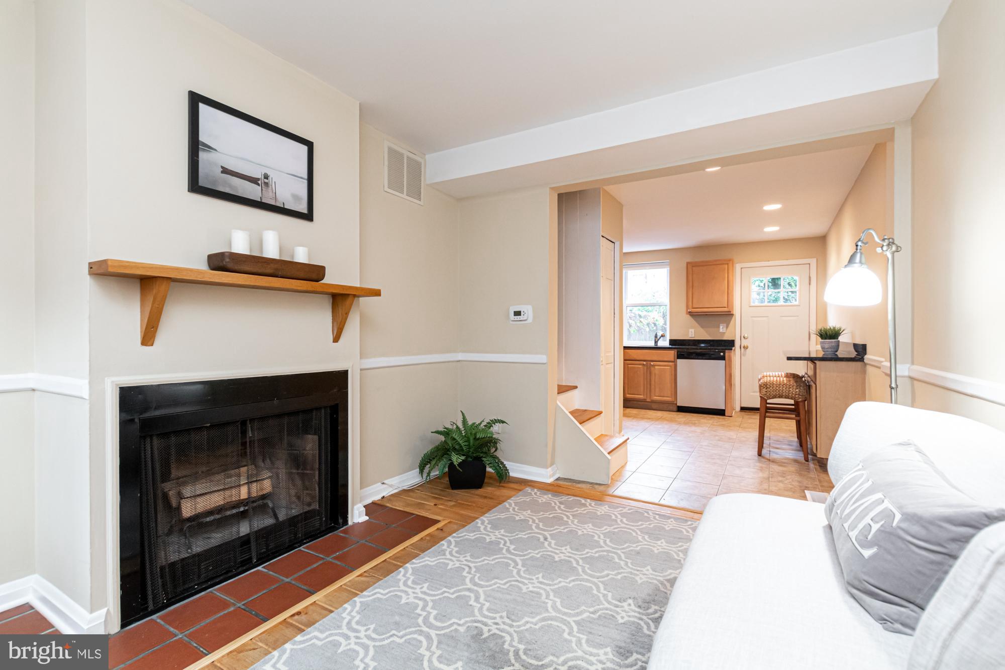 FEDERAL HILL HISTORIC DISTRICT - Residential Lease