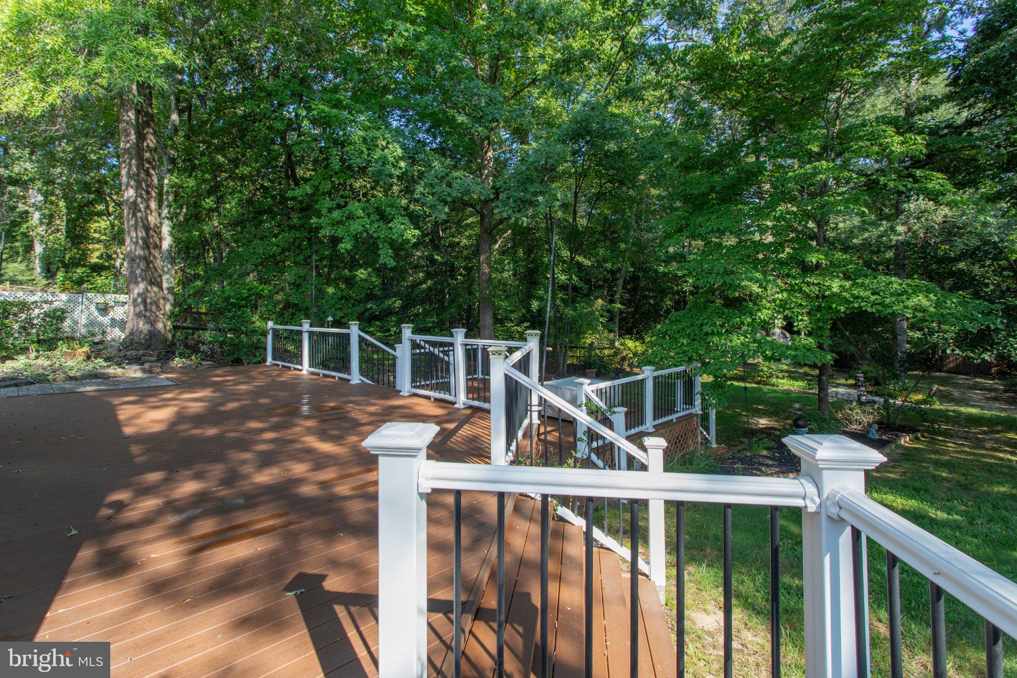 3090 HUNTINGTON CIRCLE