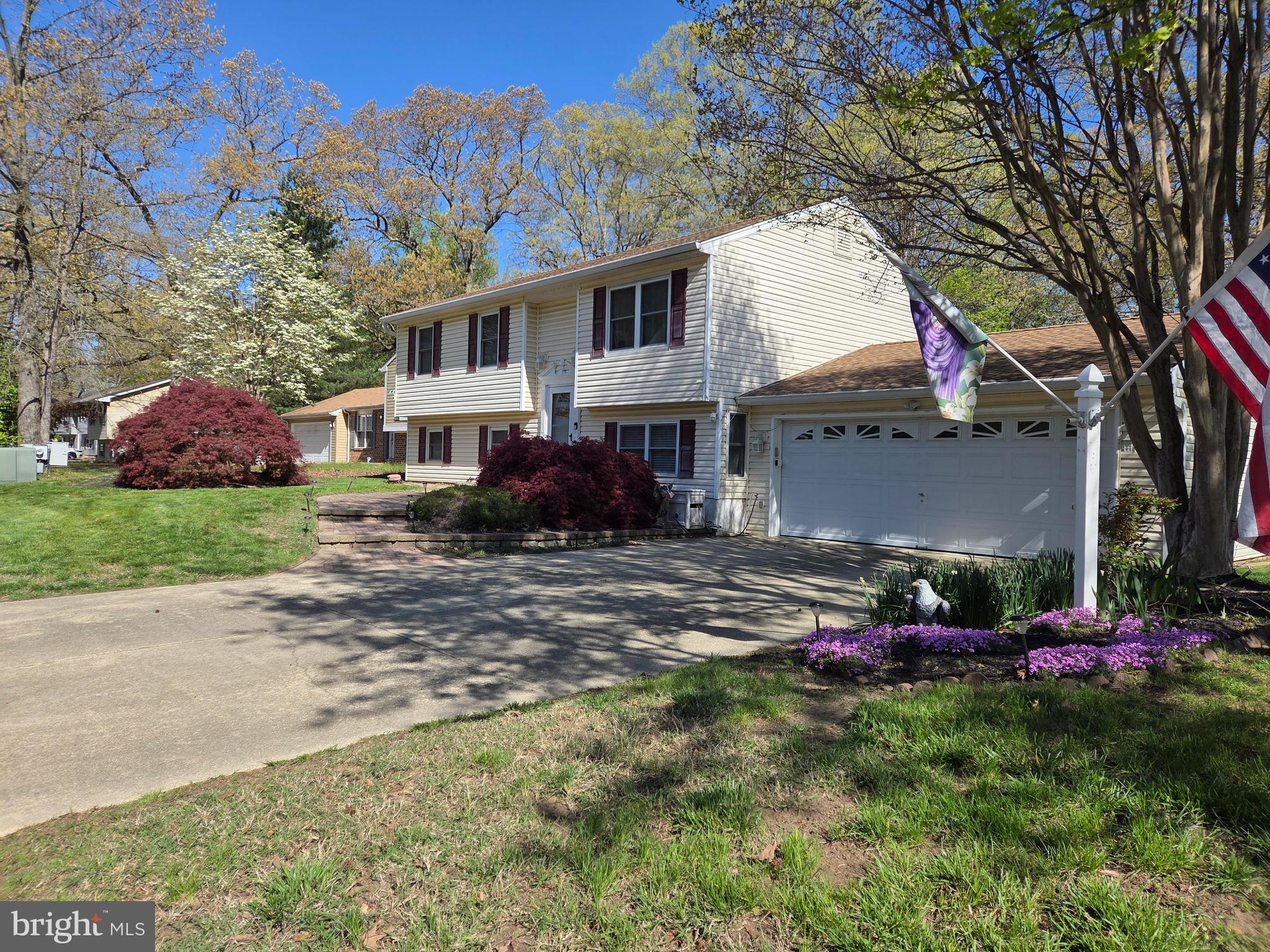 3090 HUNTINGTON CIRCLE