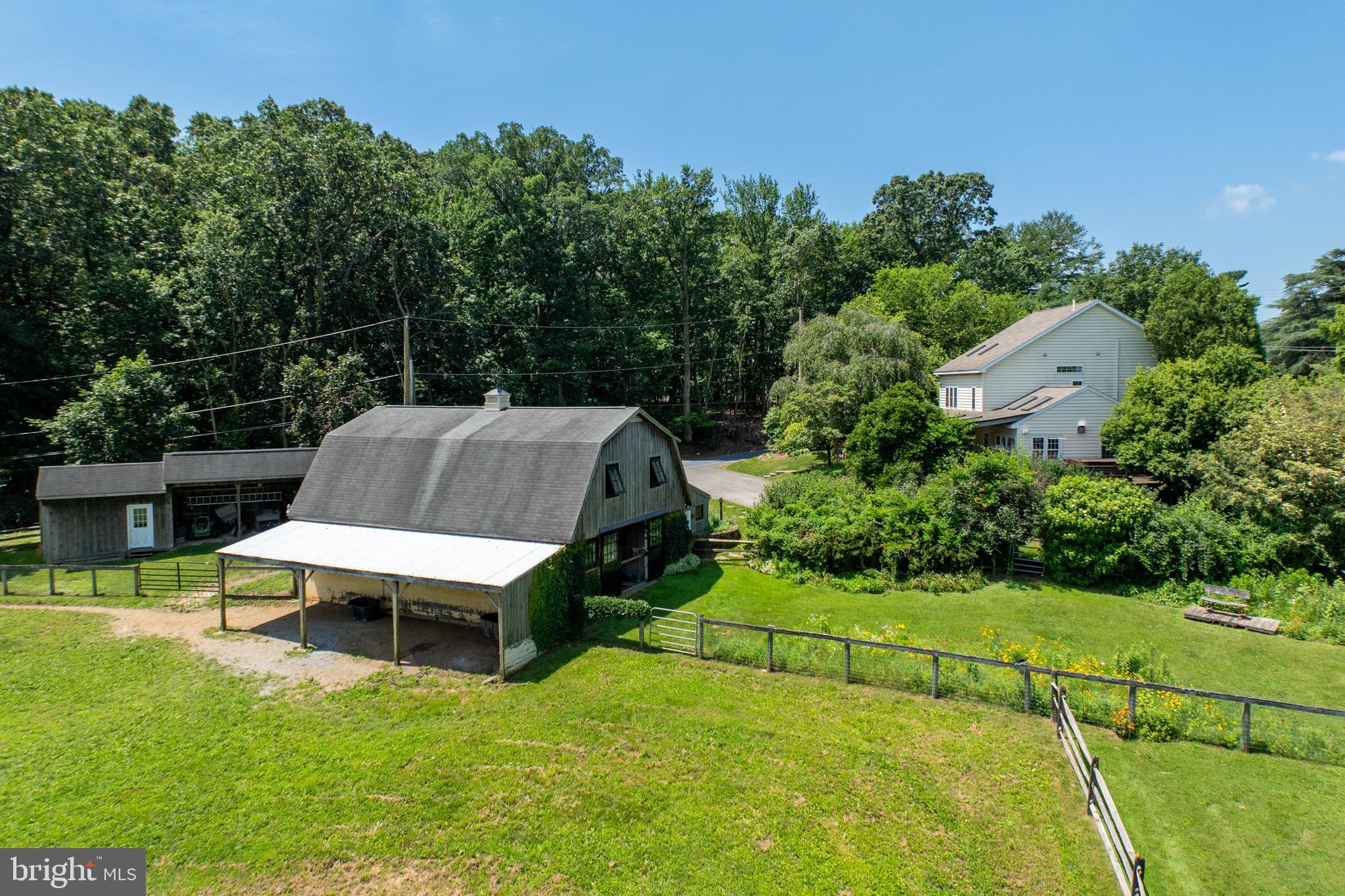 CHESHIRE HUNT - Residential