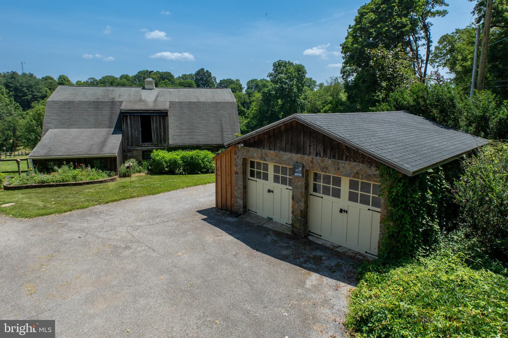 CHESHIRE HUNT - Residential