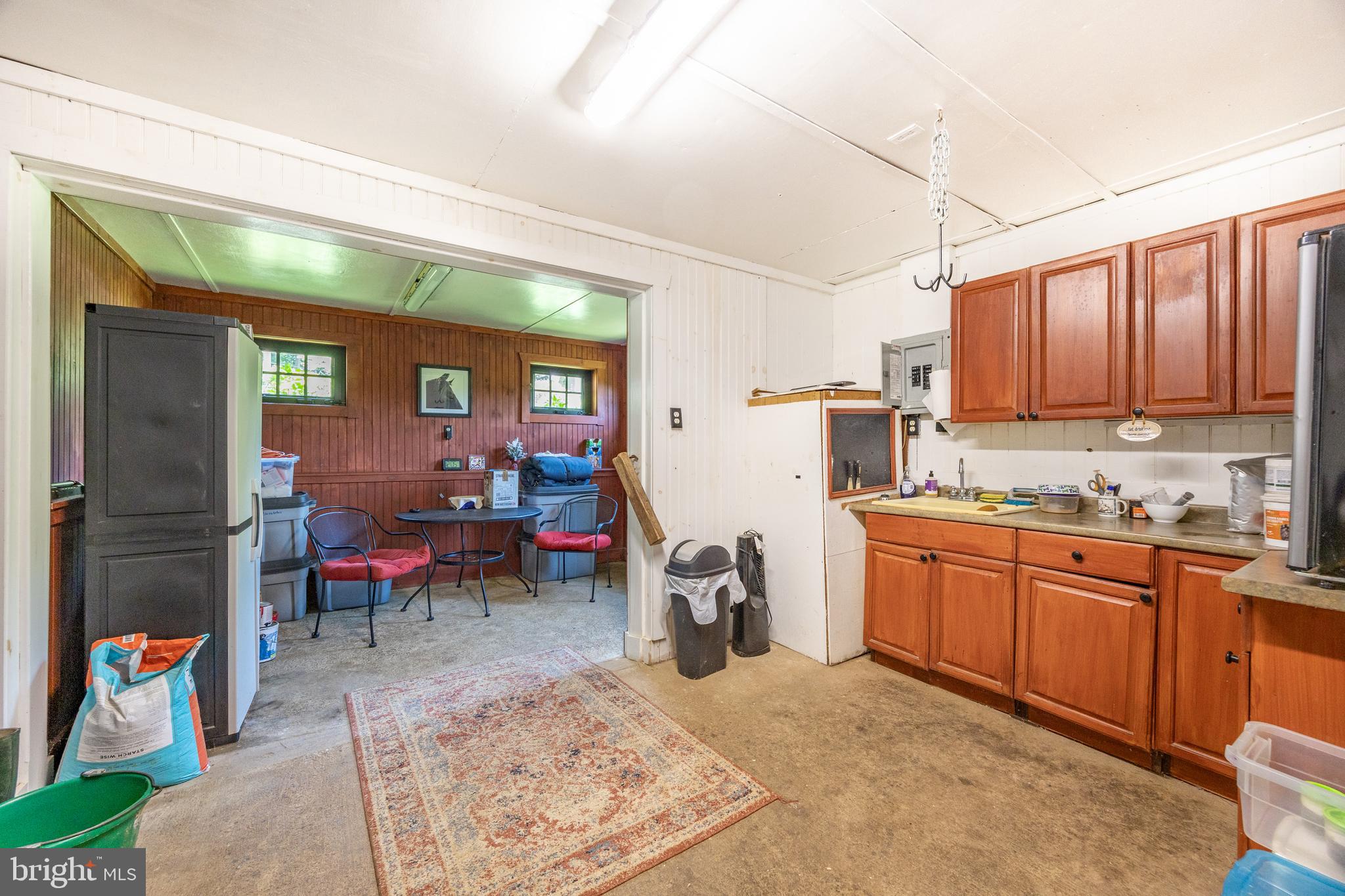 CHESHIRE HUNT - Residential