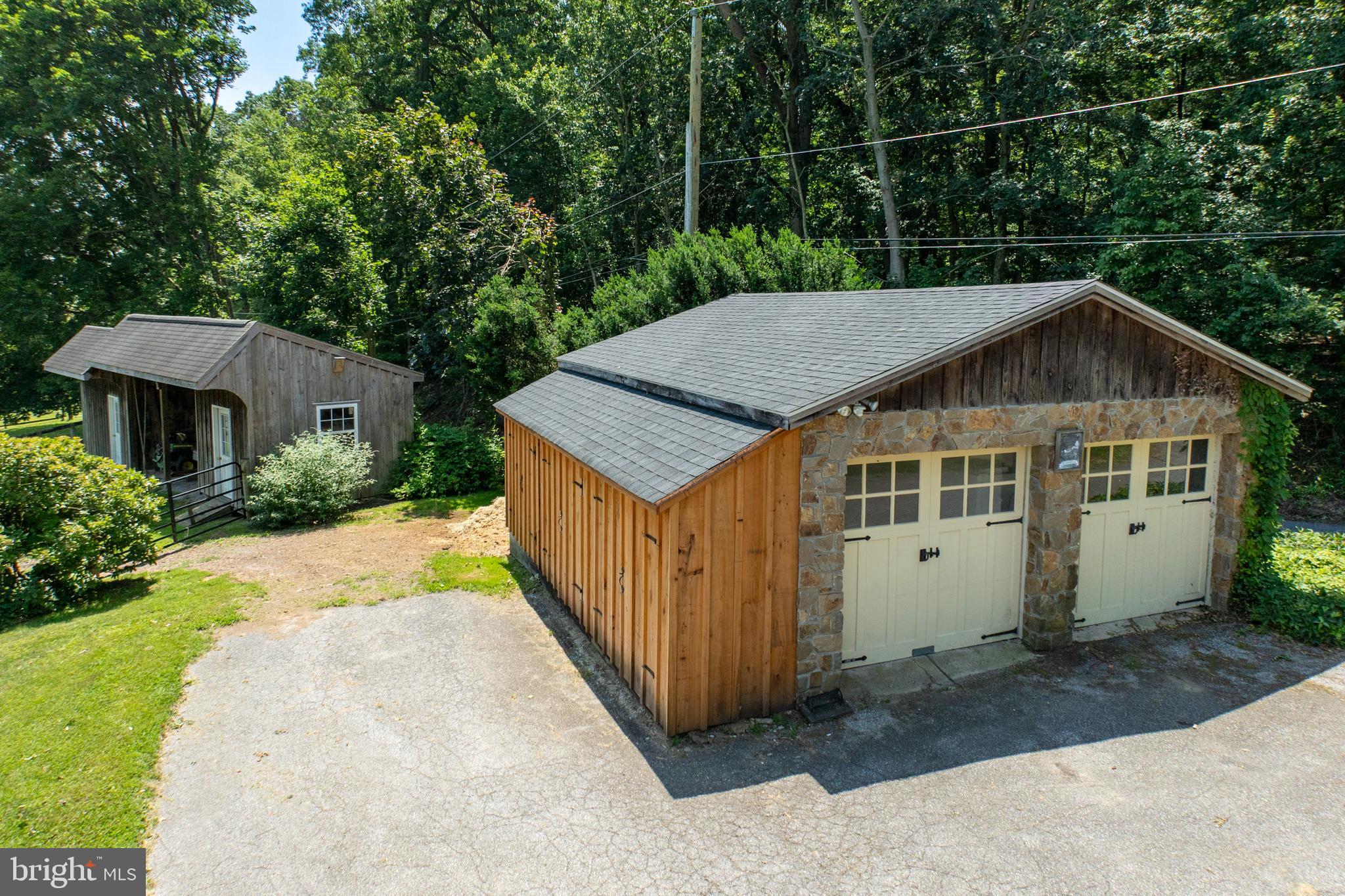 CHESHIRE HUNT - Residential