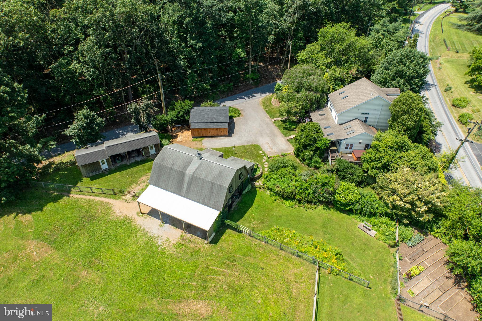 CHESHIRE HUNT - Residential