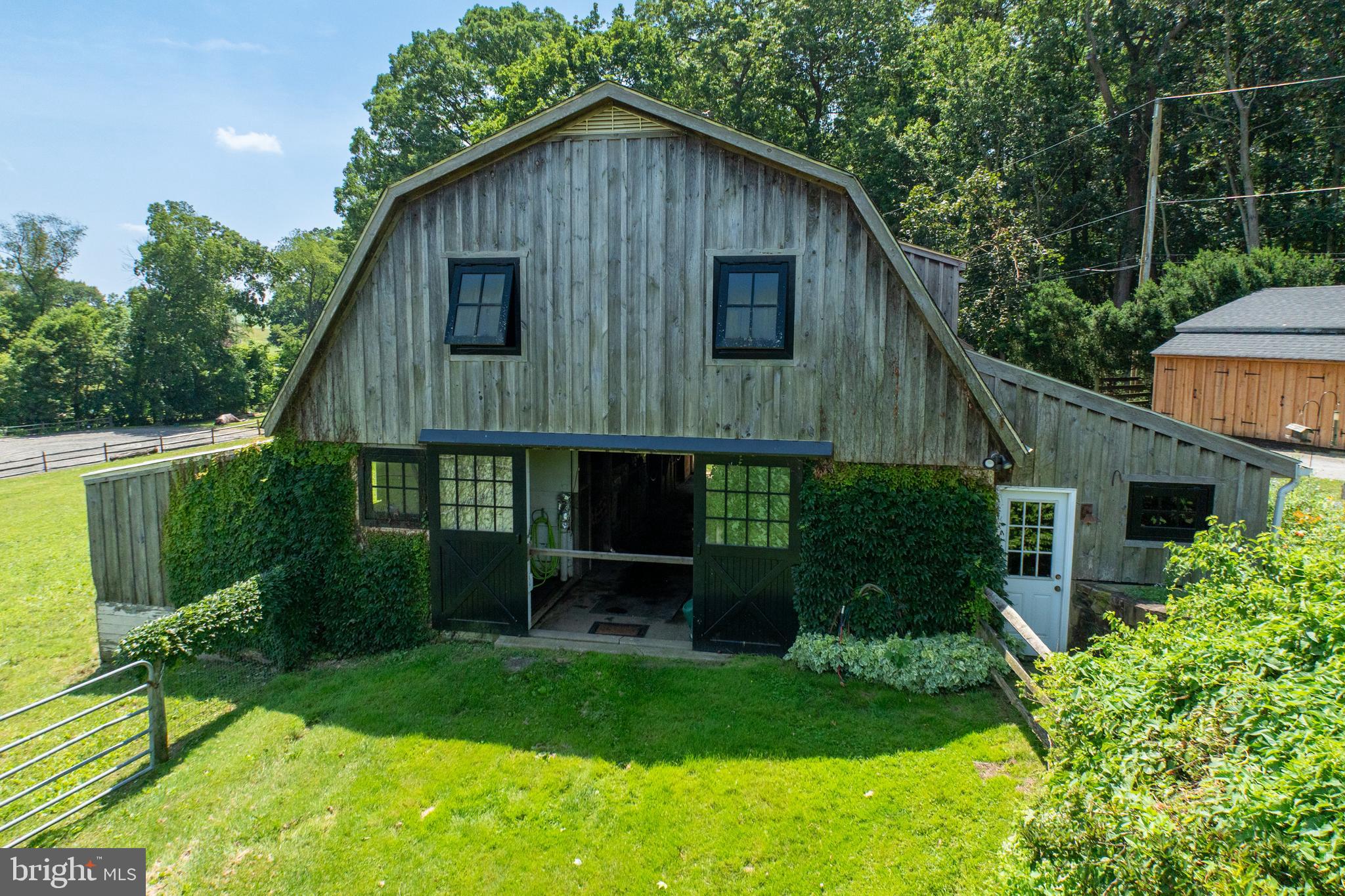 CHESHIRE HUNT - Residential