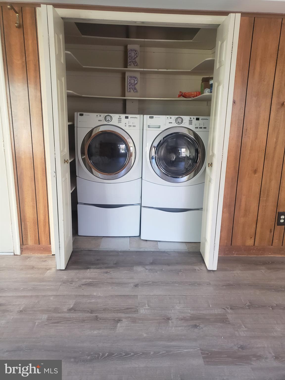 BROOKFIELD - Residential Lease