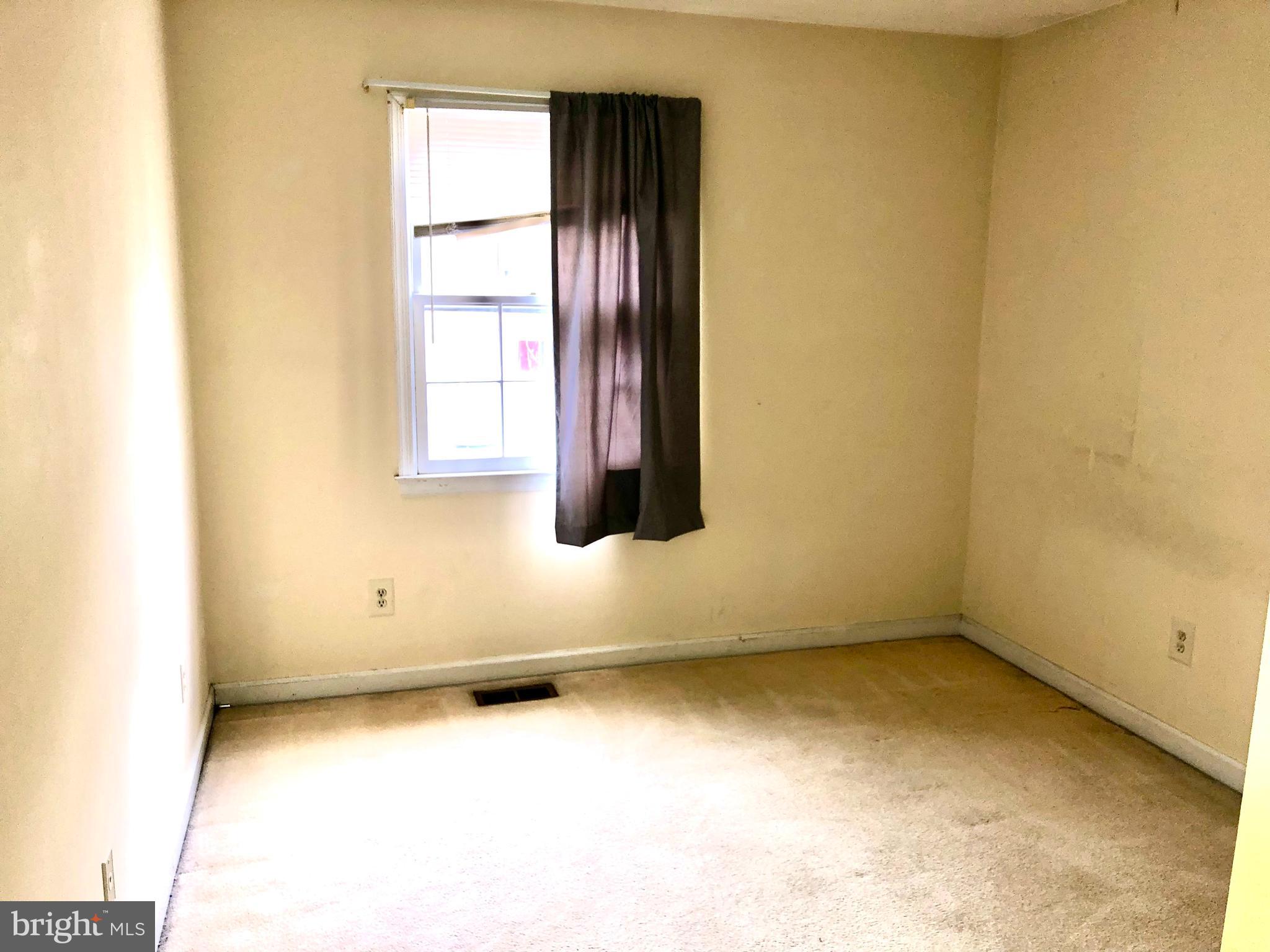 BROOKFIELD - Residential Lease