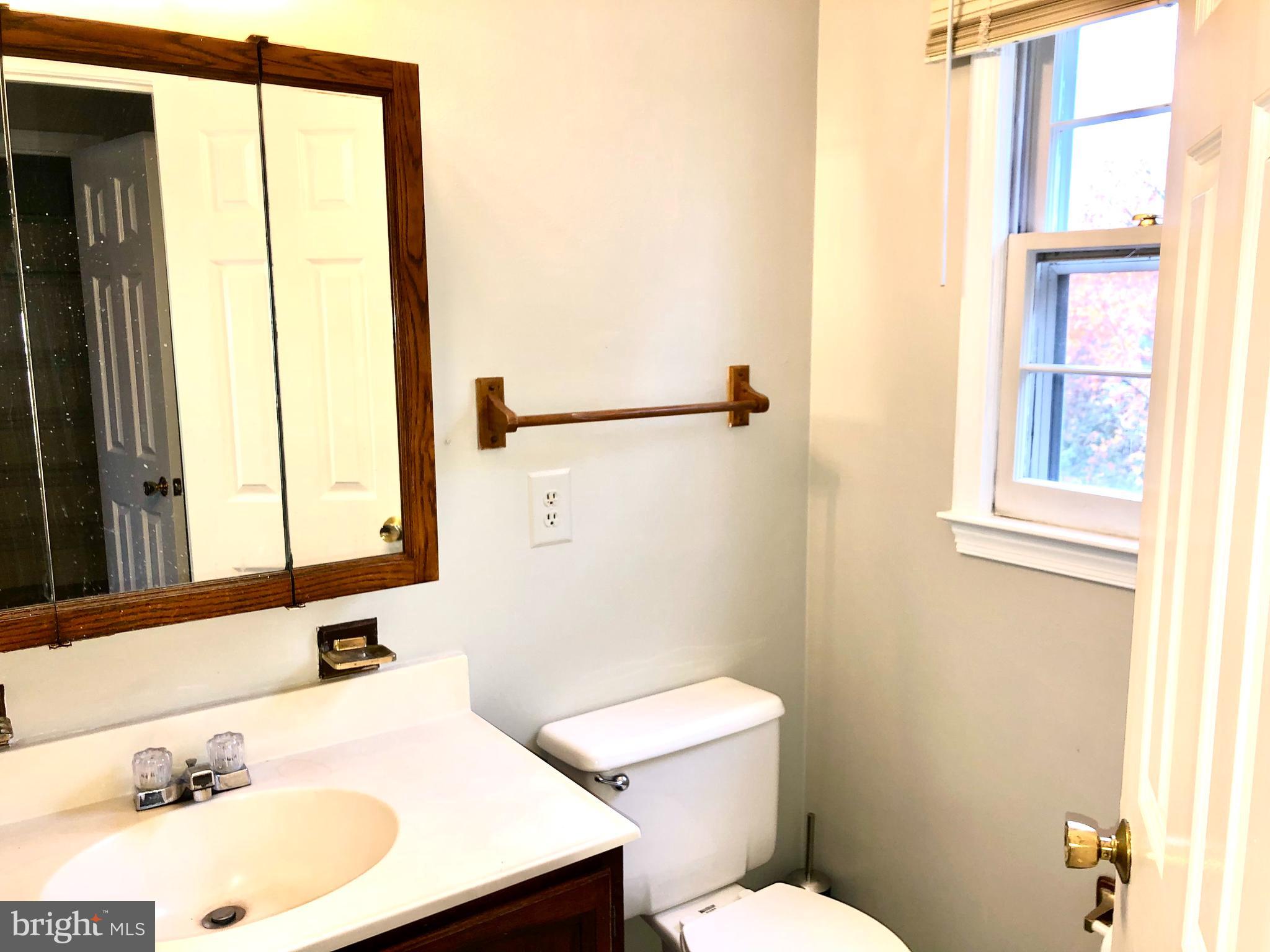 BROOKFIELD - Residential Lease