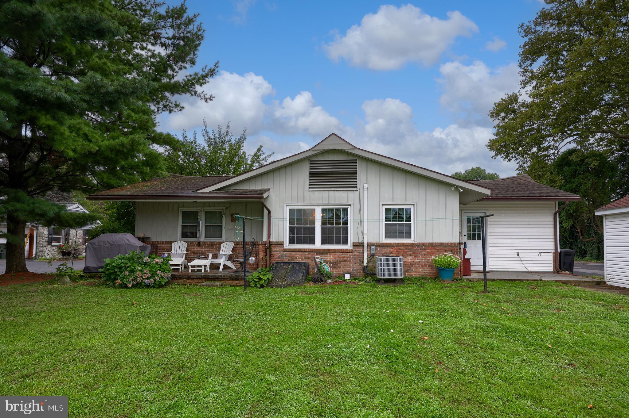 1147 W MAIN STREET