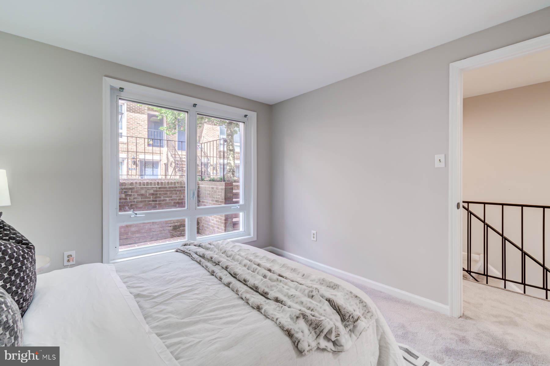 MAYWOOD MEWS - Residential