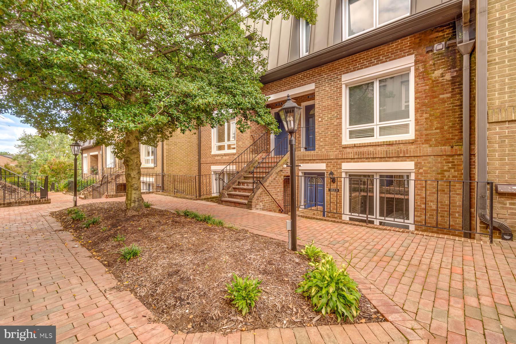 MAYWOOD MEWS - Residential