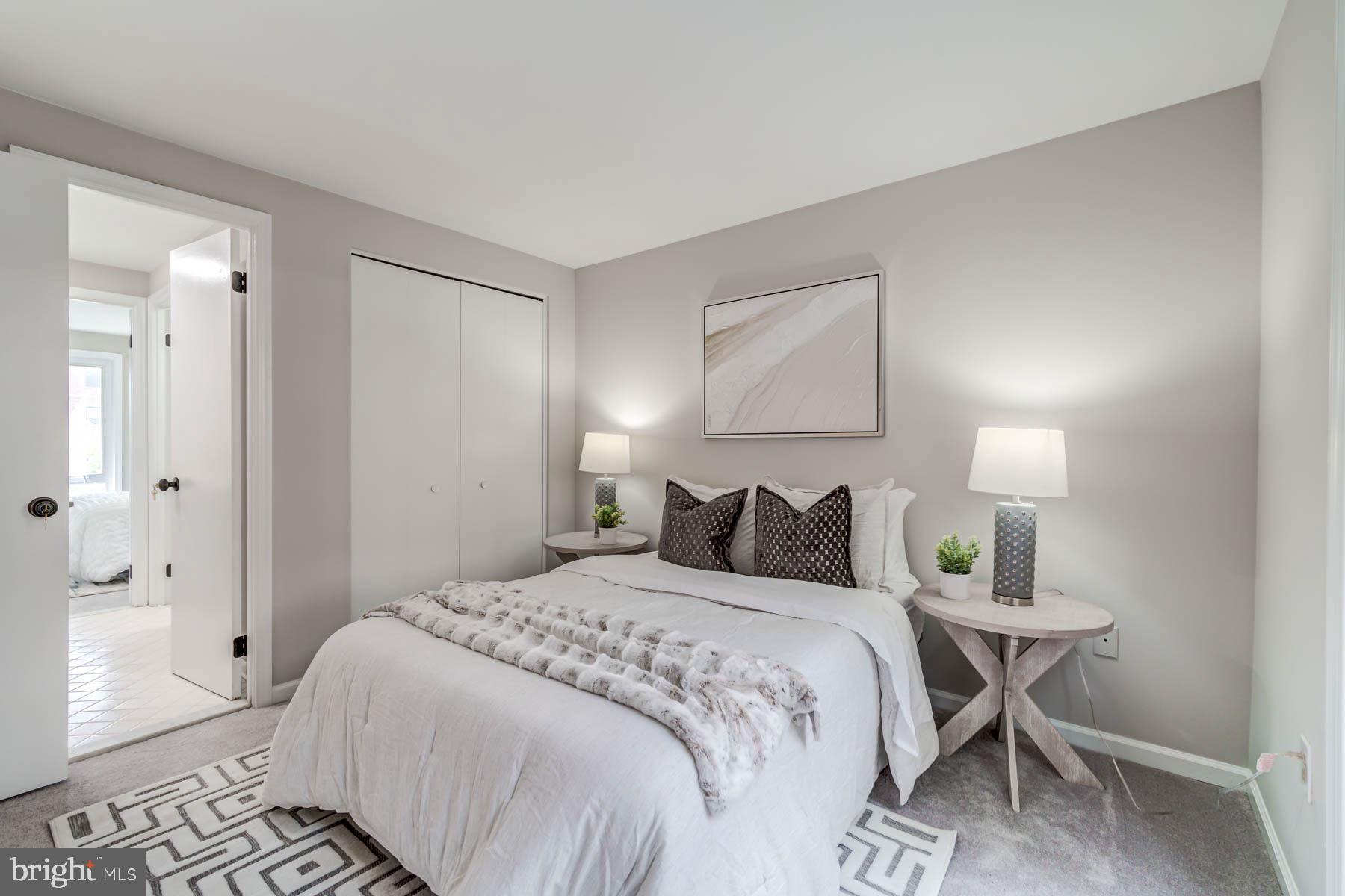 MAYWOOD MEWS - Residential