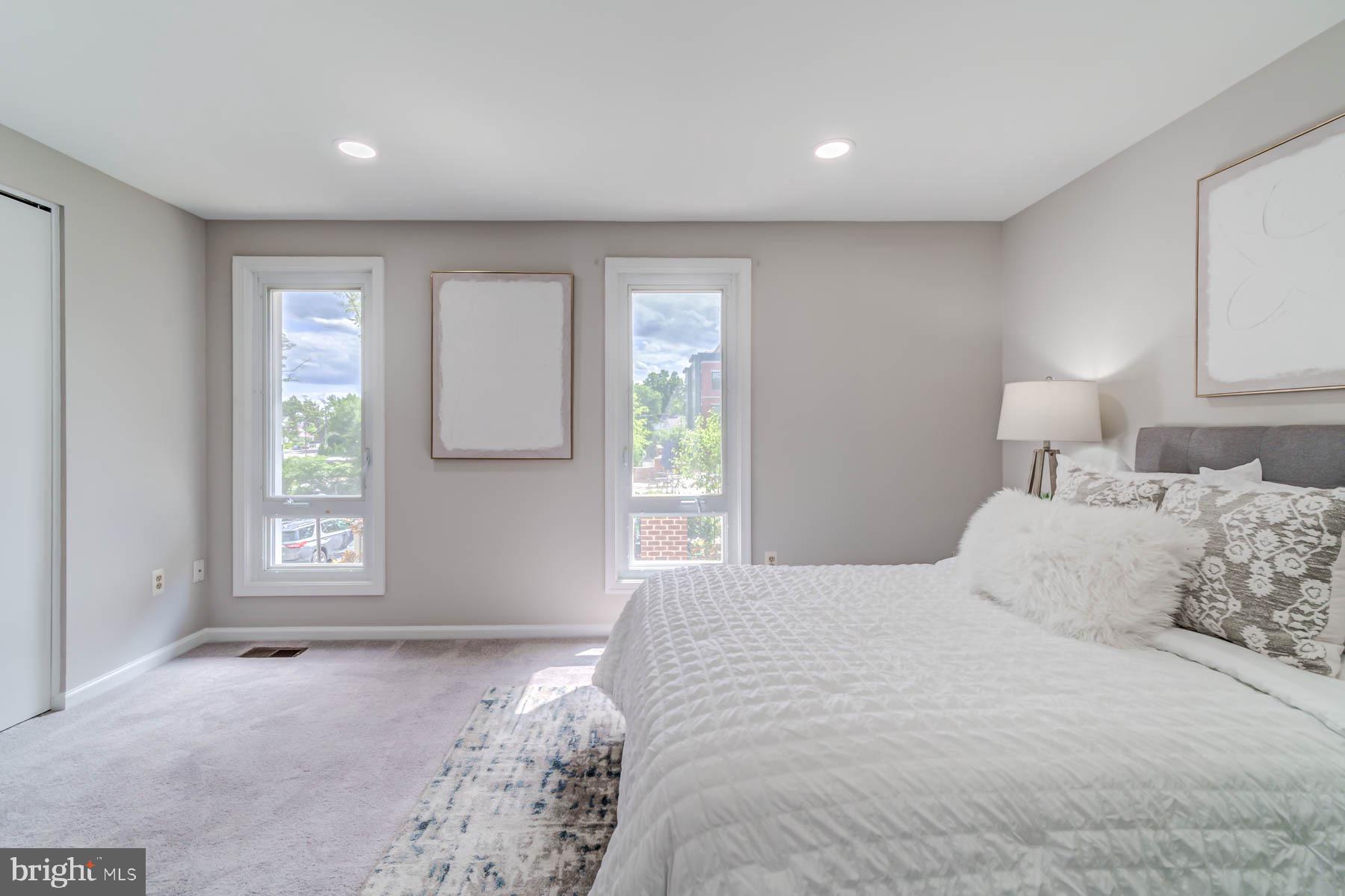 MAYWOOD MEWS - Residential