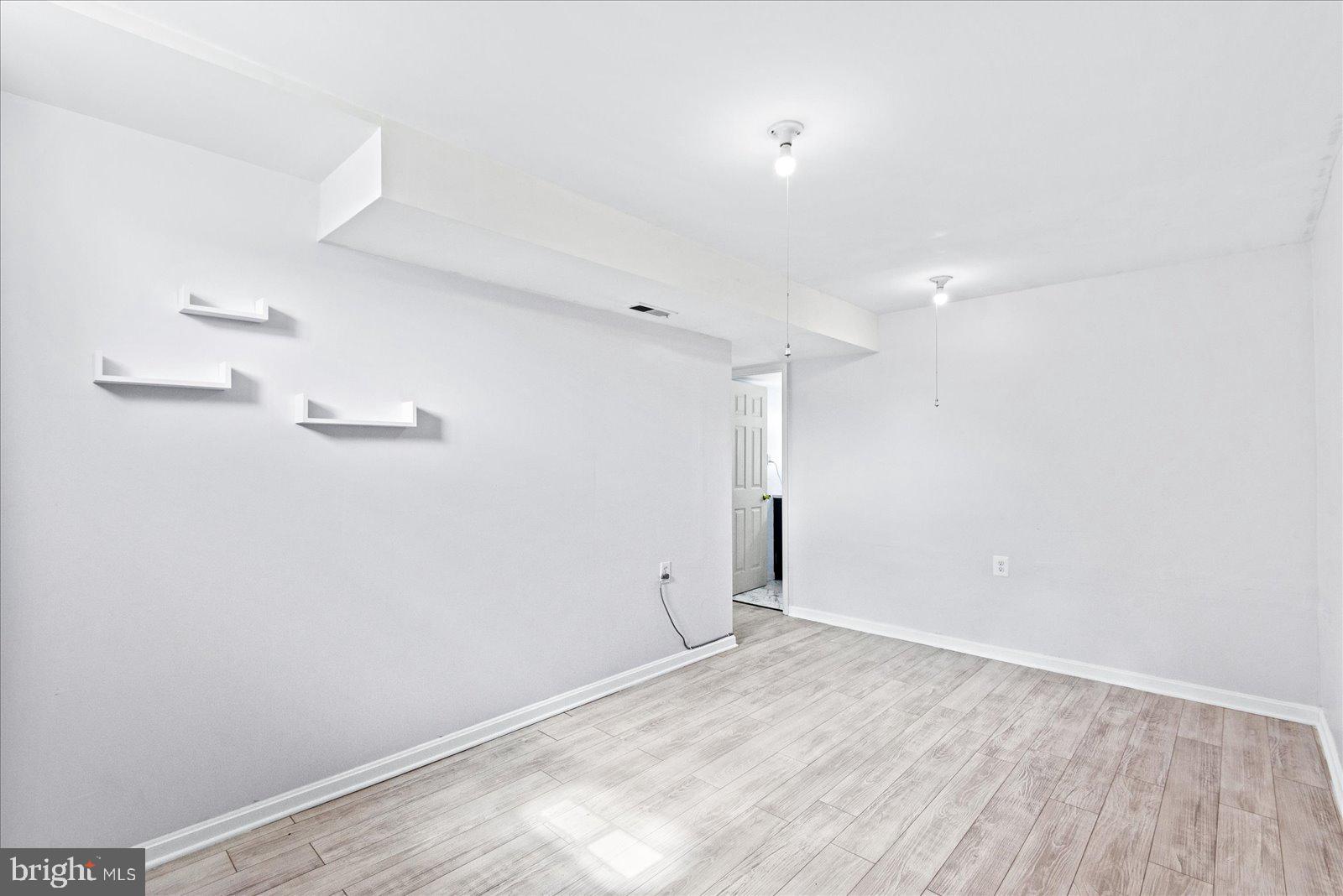 PELHAM'S CROSSING - Residential