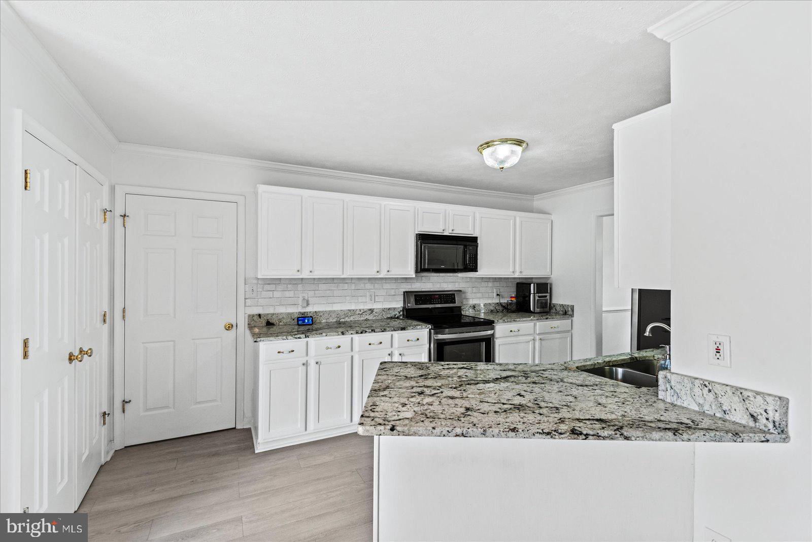 PELHAM'S CROSSING - Residential