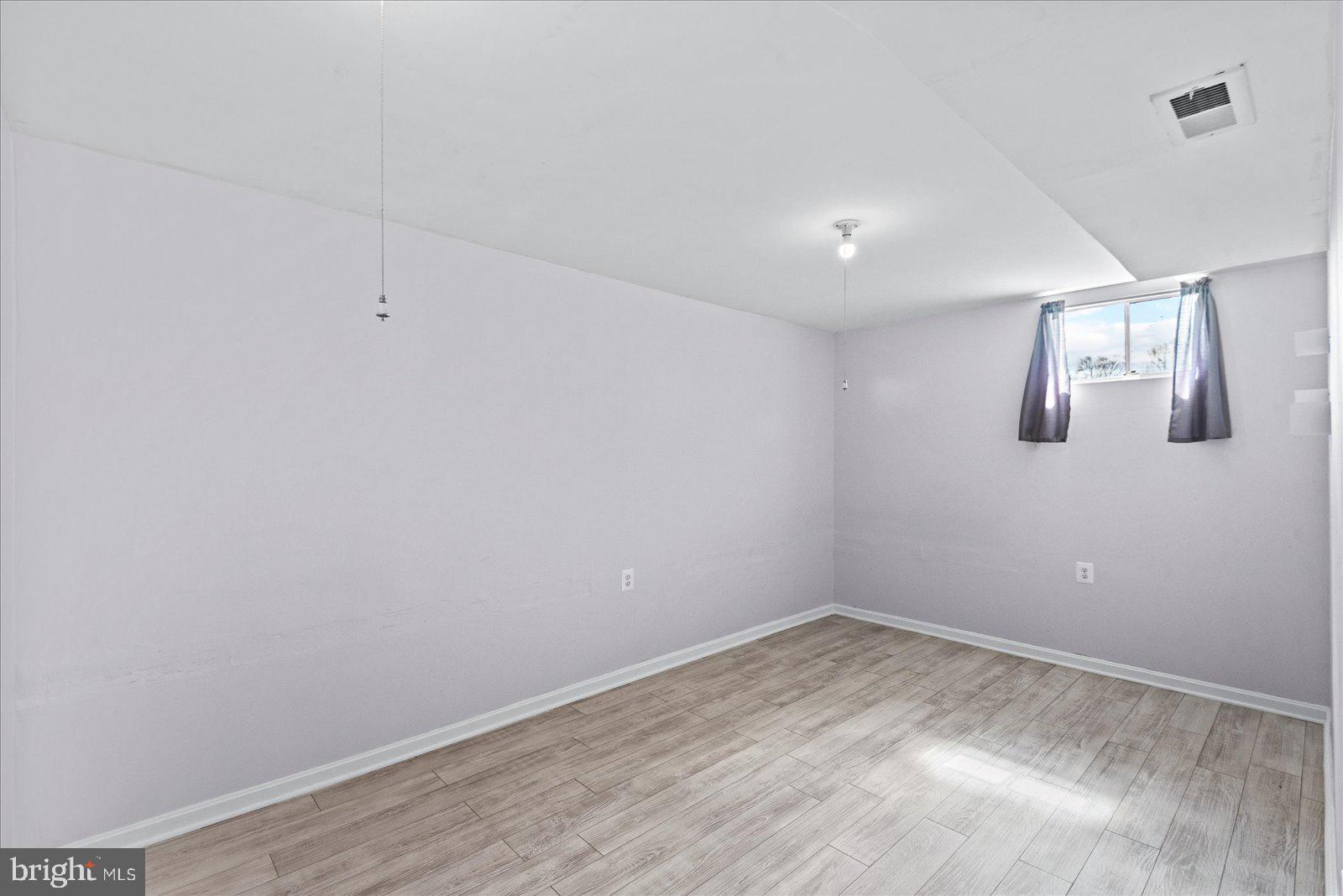 PELHAM'S CROSSING - Residential