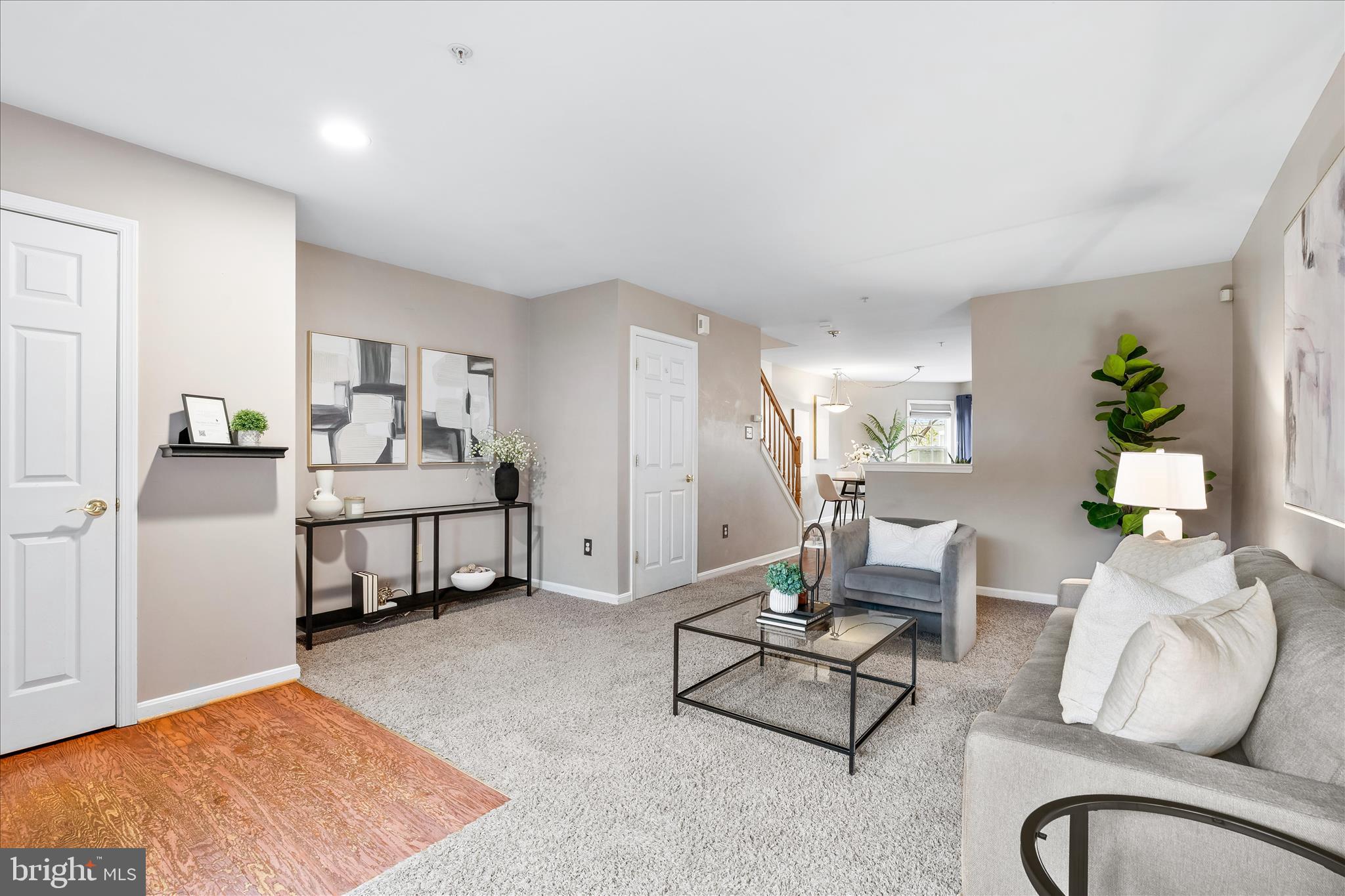 BALLENGER CREEK CENTER POND - Residential