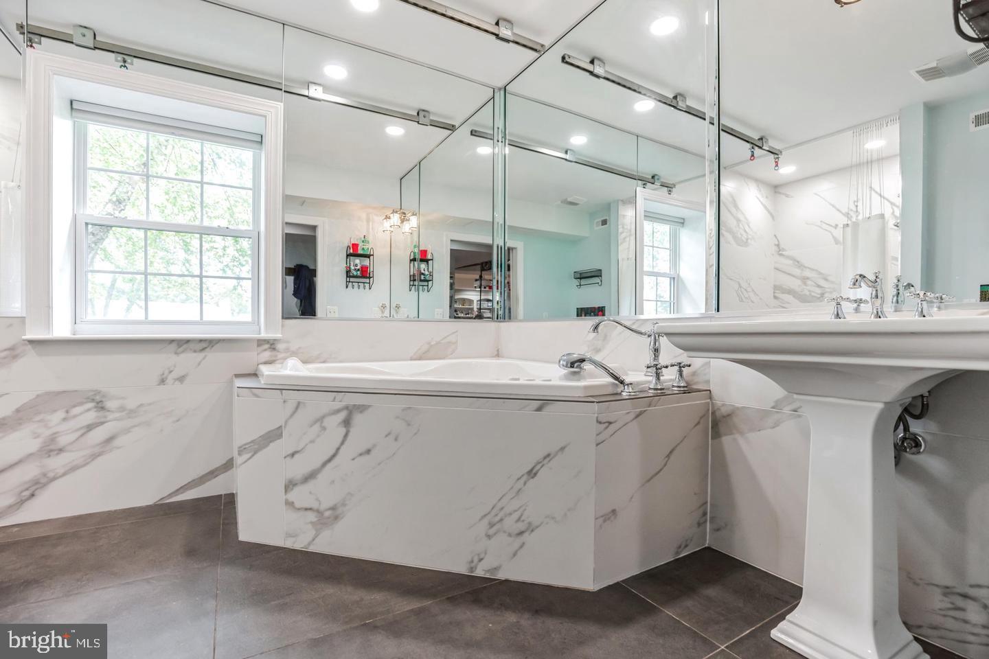 MARLEY RUN - Residential