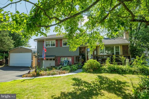3 HAYCOCK DRIVE KINTNERSVILLE PA 18930