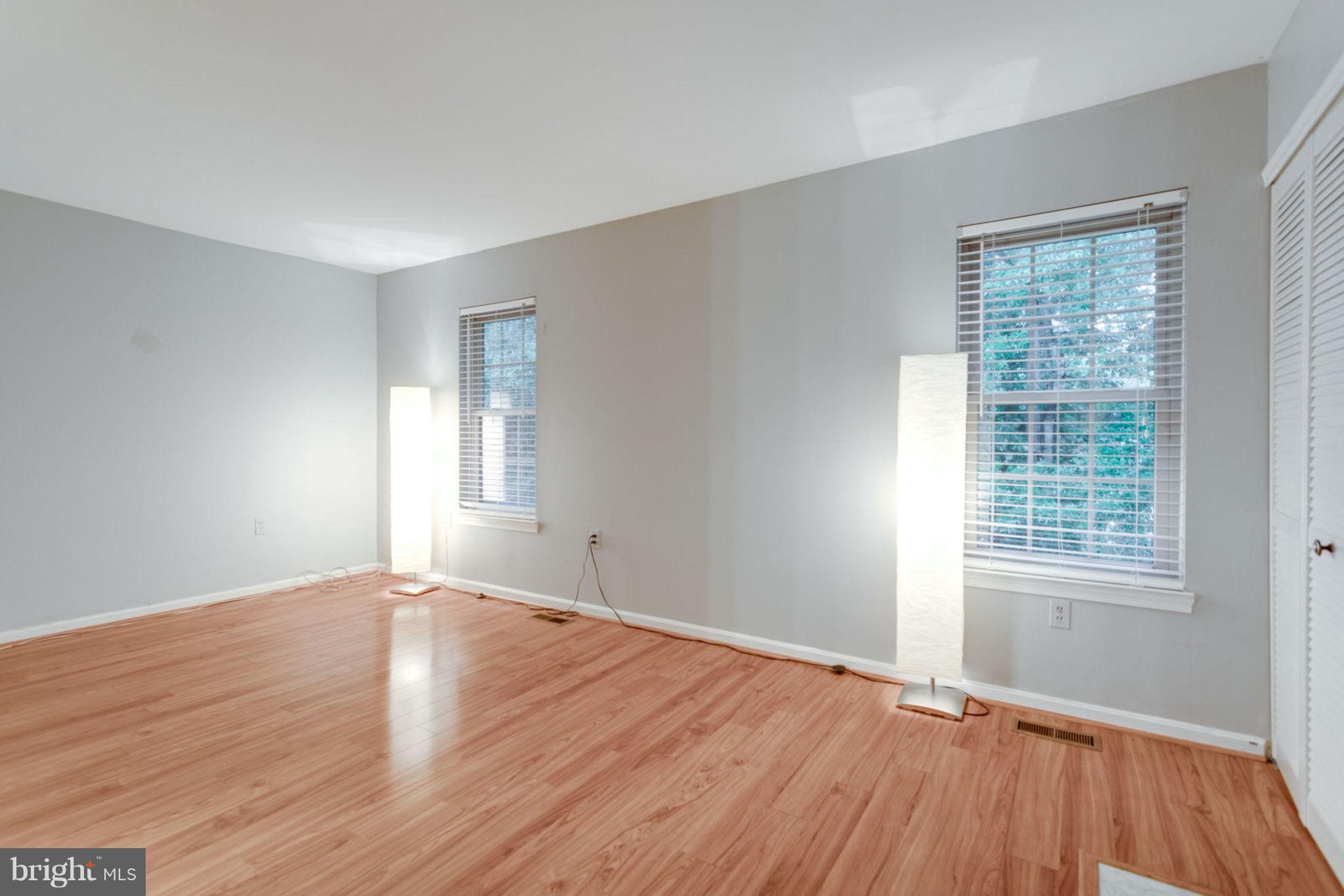 MT WOODLEY MANOR - Residential