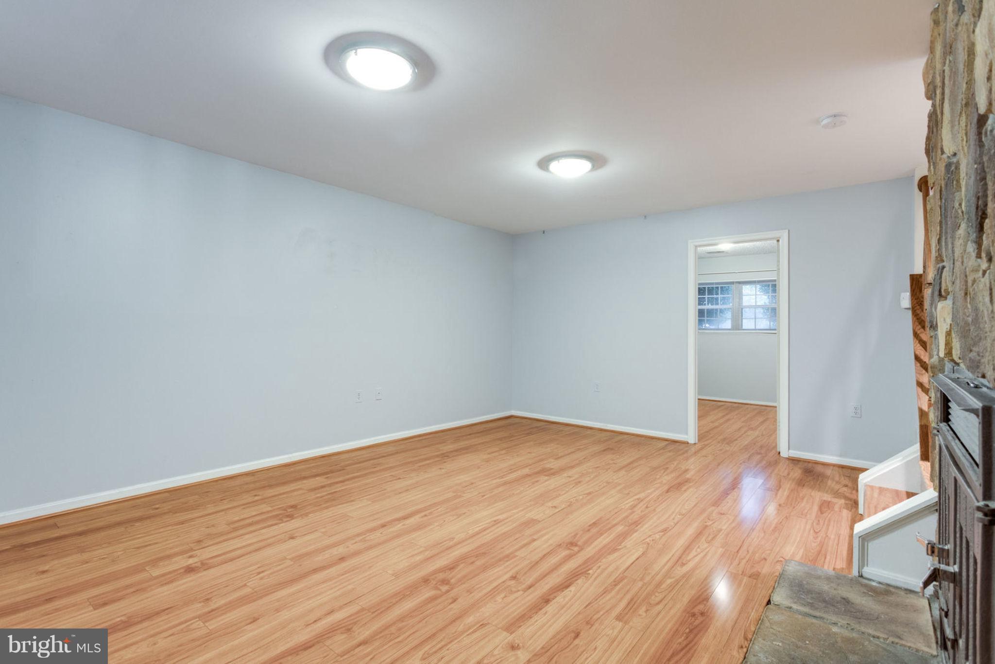 MT WOODLEY MANOR - Residential