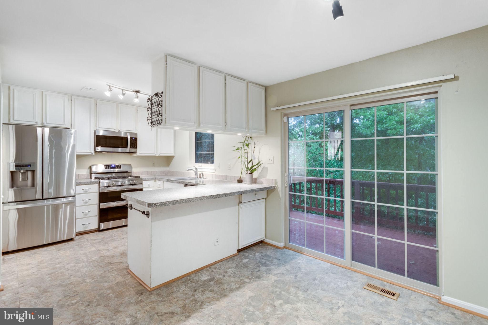 MT WOODLEY MANOR - Residential